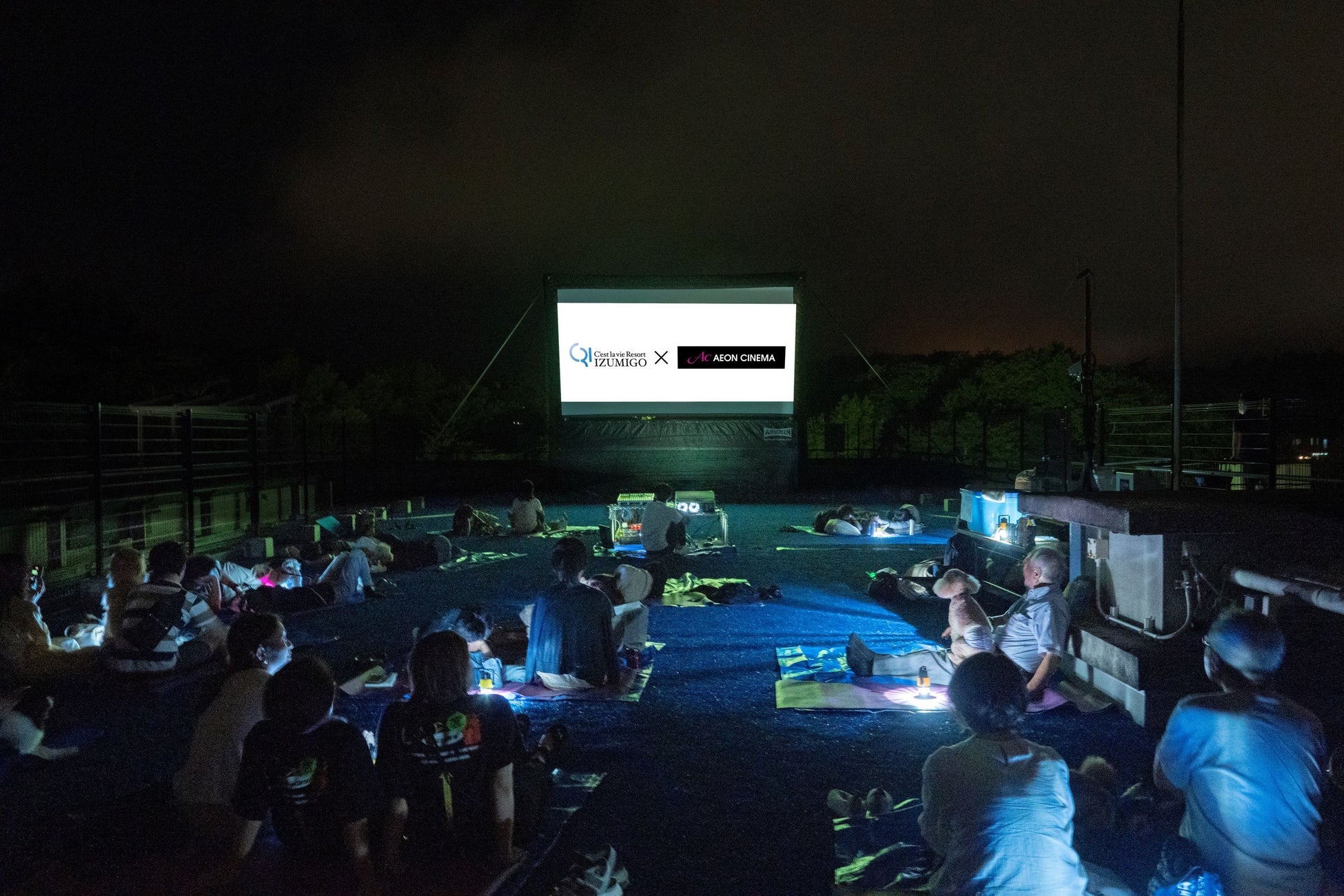 Wan’s Resort 山中湖で愛犬と一緒に映画を観る『dog park CINEMA』を開催! Wan’s Resort 山中湖で愛犬と一緒に映画を観る『dog park CINEMA』を開催!