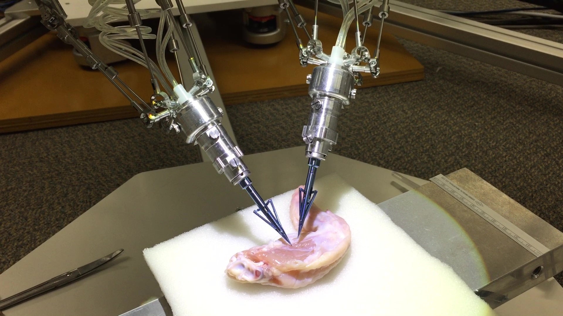 マイクロサージャリー支援ロボットのマニピュレータ