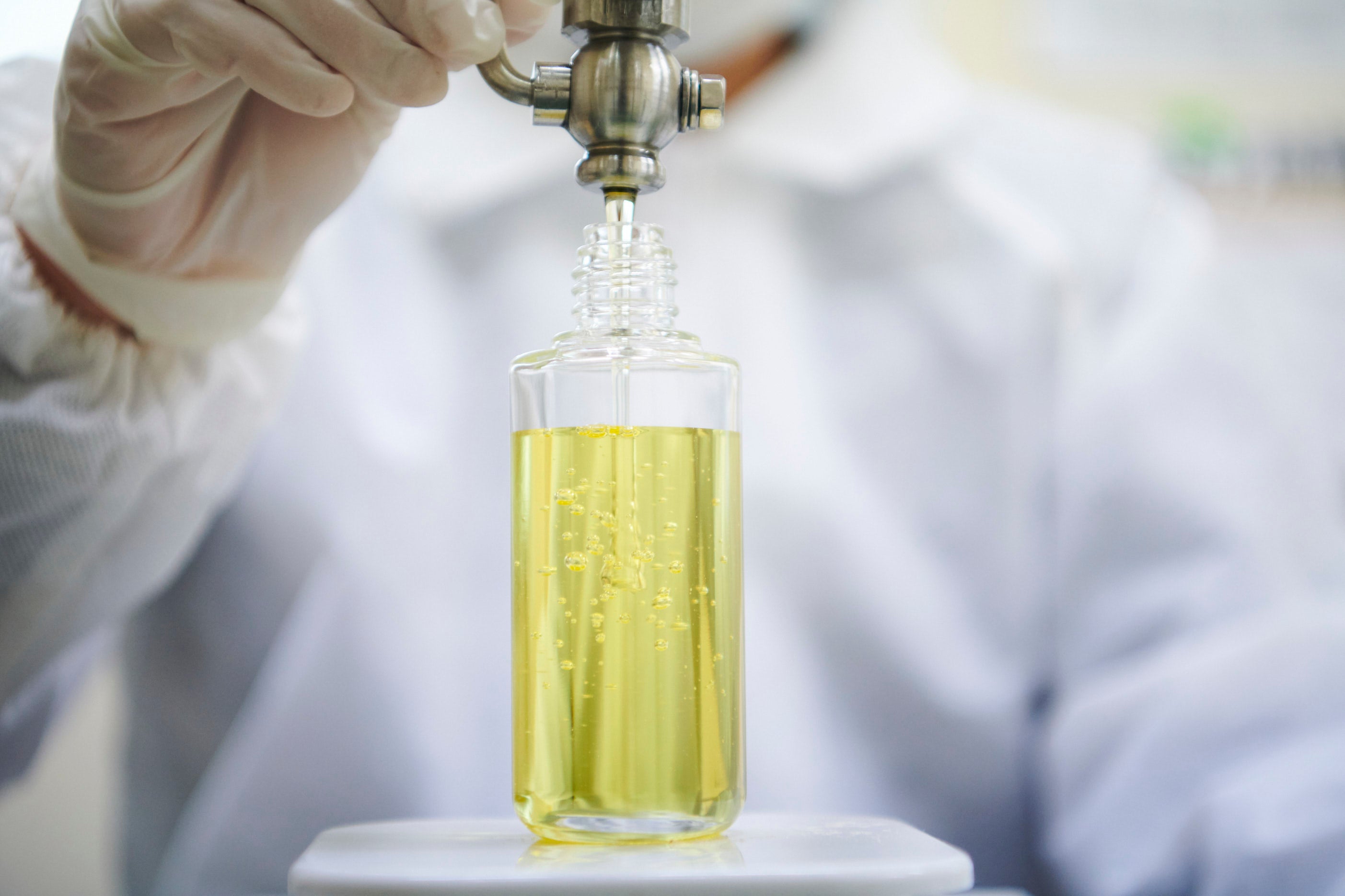 収穫～充填、パッケージングまですべて島内でおこなってます。