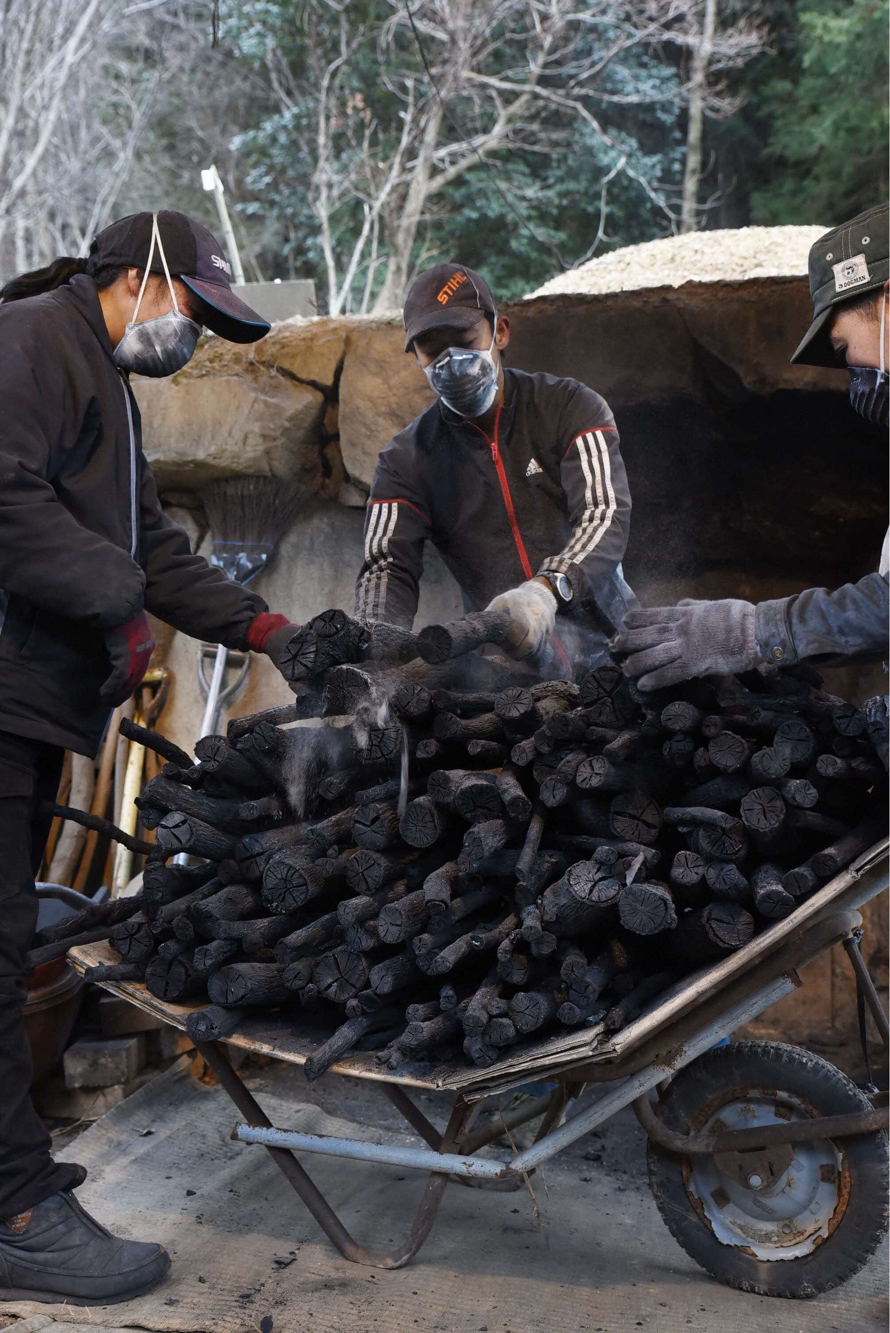 一庫炭（菊炭）