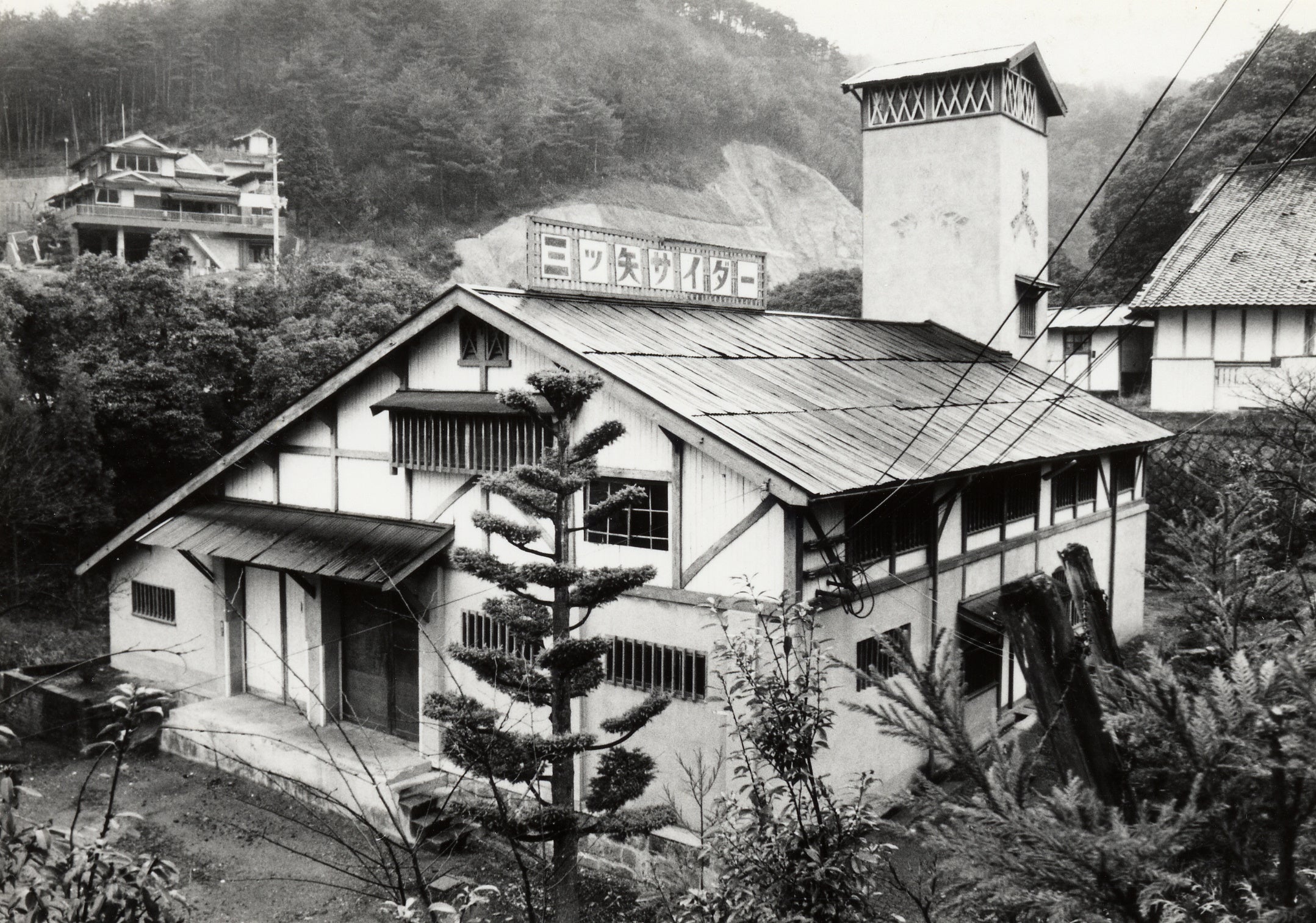 三ツ矢サイダー発祥の地