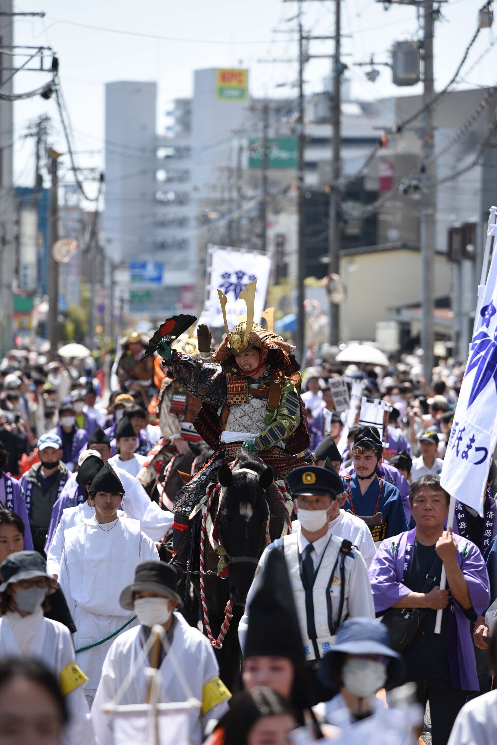 第６０回清和源氏まつり懐古行列の様子