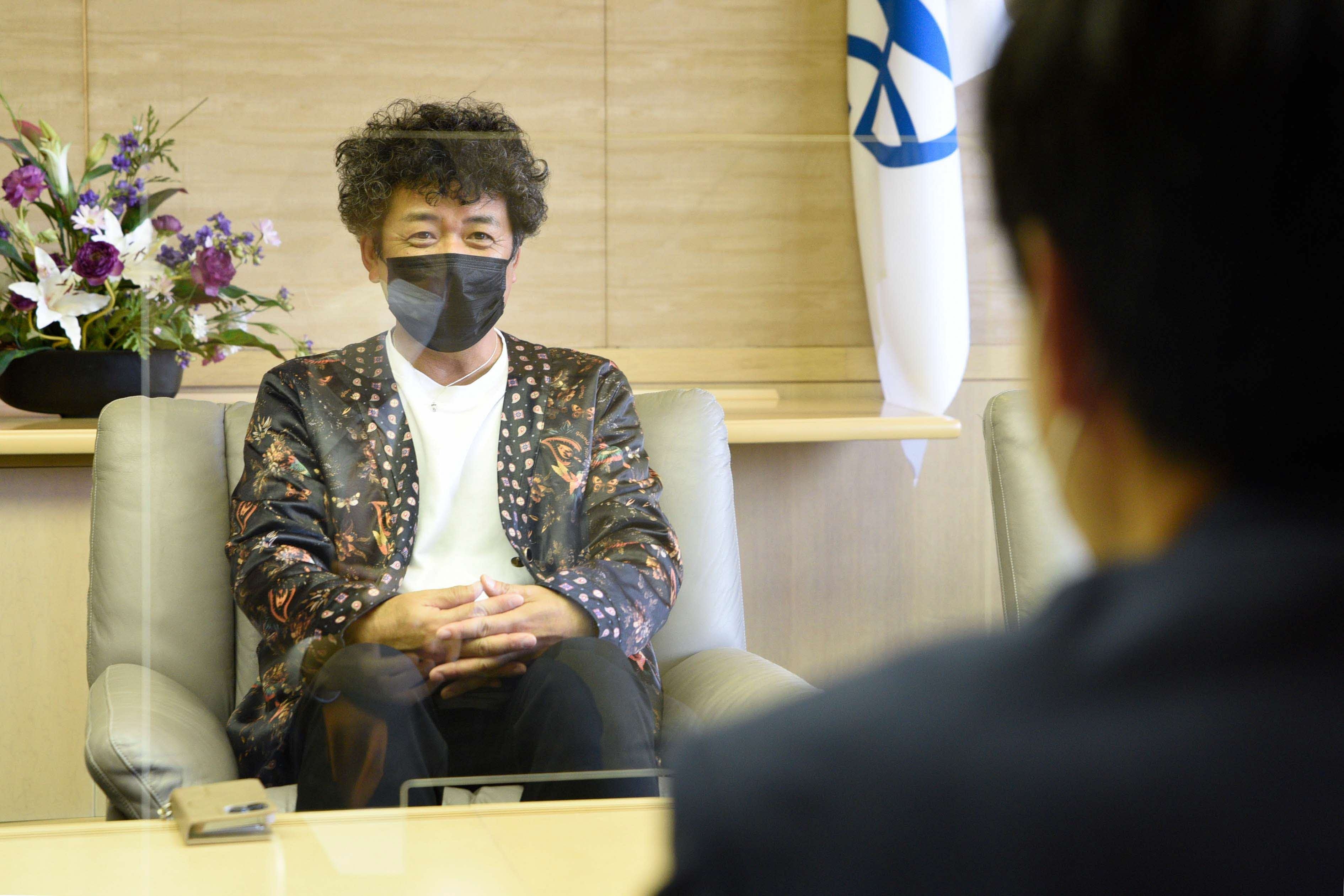 川西市が鍵井靖章さんに市民文化賞を贈呈