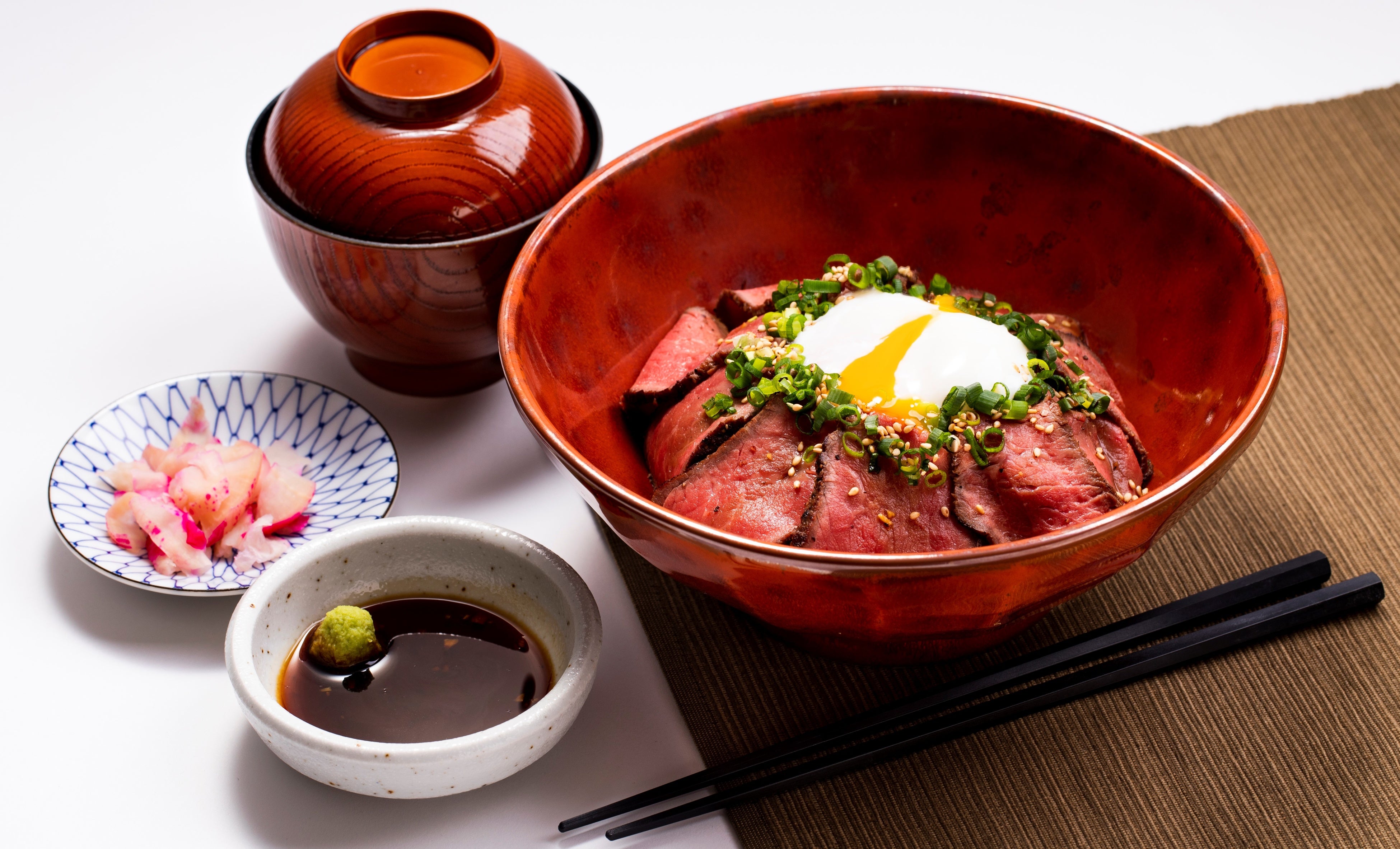 ローストビーフ丼