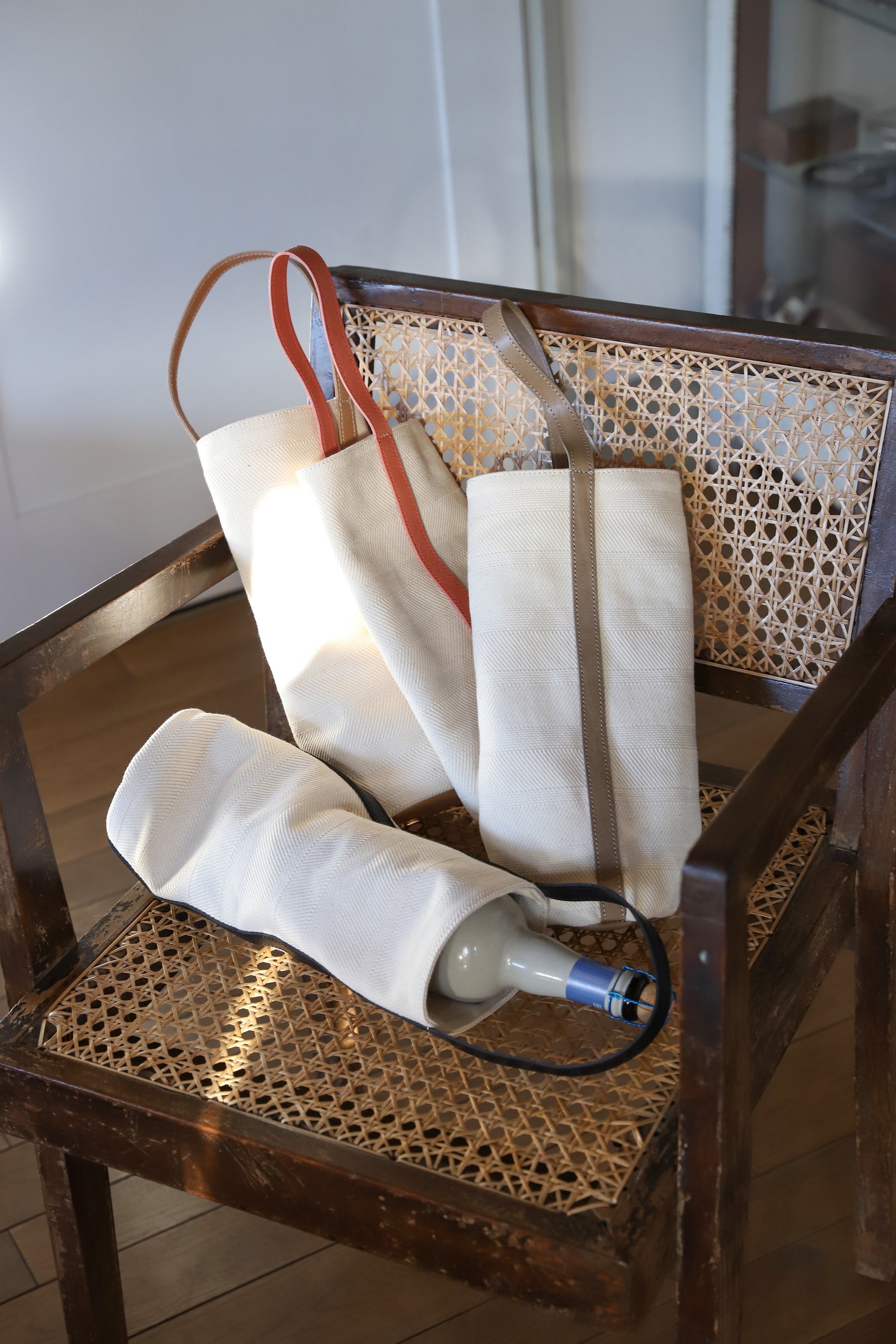 ▲CANVAS WINE HOLDER：4,000円