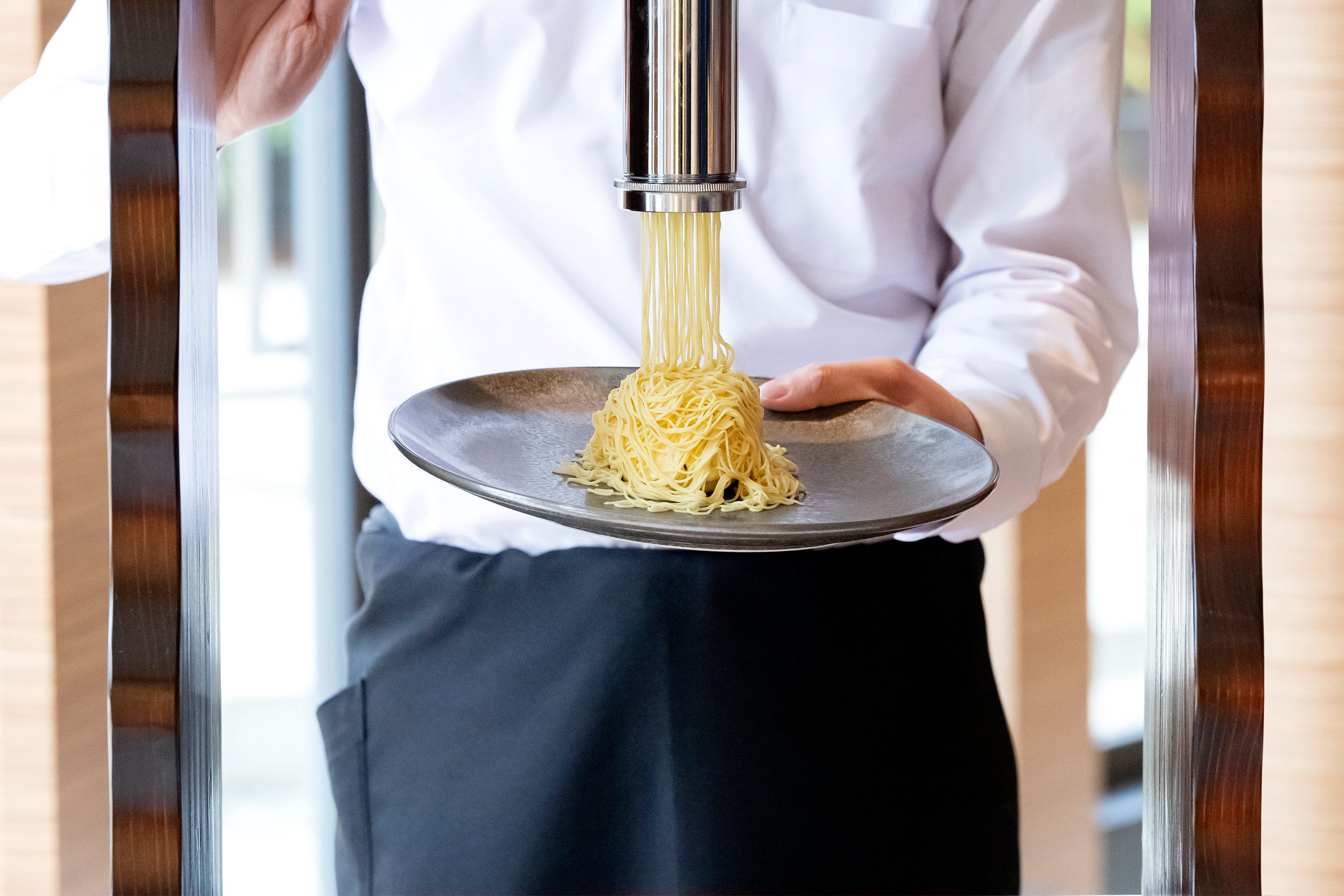 目の前で仕上げます。