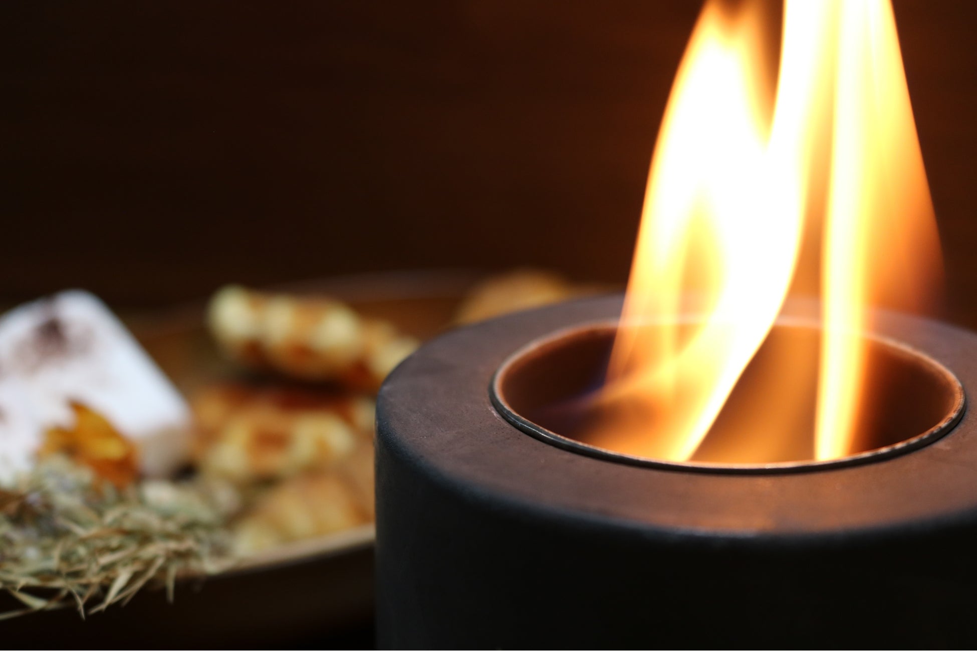 お部屋で焚き火が楽しめるインテリアのような焚き火台 クラウドファンディングにて目標資金額の800 を調達 株式会社neppuuのプレスリリース お部屋で焚き火が楽しめるインテリアのような焚き火台 クラウドファンディングにて目標資金額の800 を調達 株式会社neppuuのプレスリリース