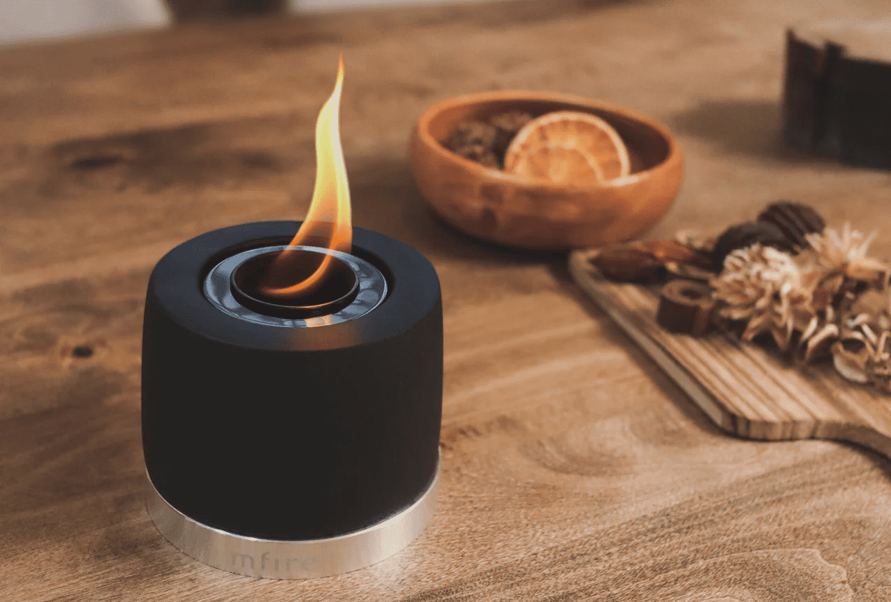 炎と暮らす生活を。無煙無臭の室内用焚き火台『エムファイヤー2.0』が