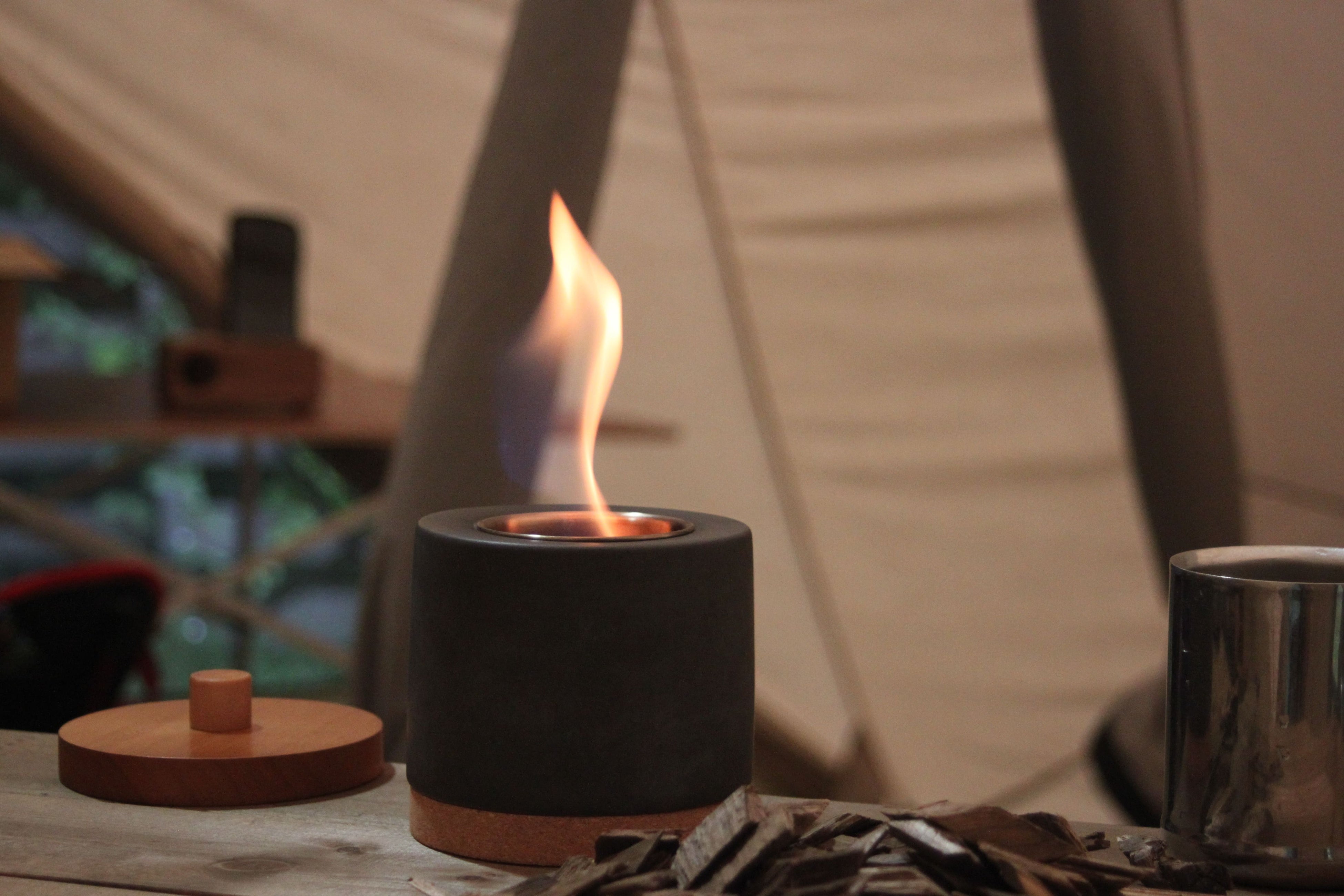 持ち運んでキャンプに