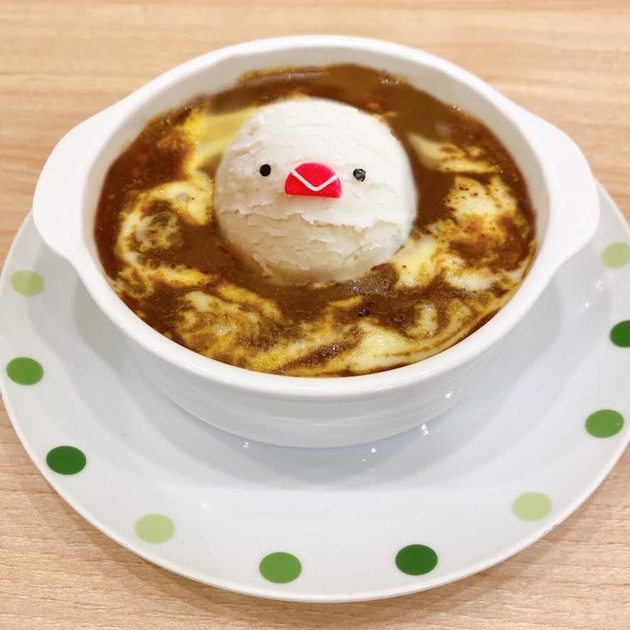 ことりカフェ心斎橋】小鳥と触れ合える⁉ 話題のコンセプトカフェで