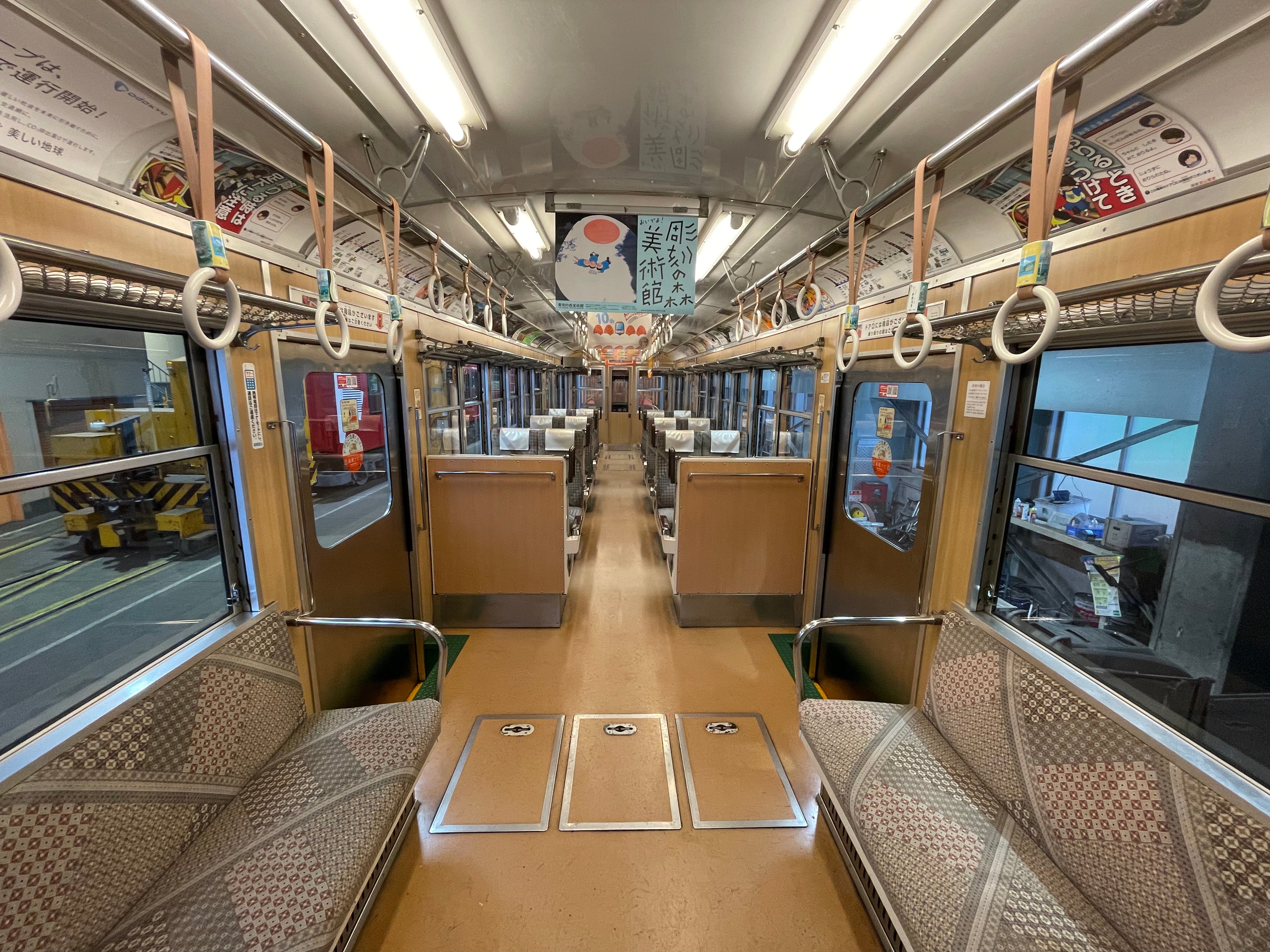 1919年開業から走り続ける箱根登山電車を象徴するレトロ車両