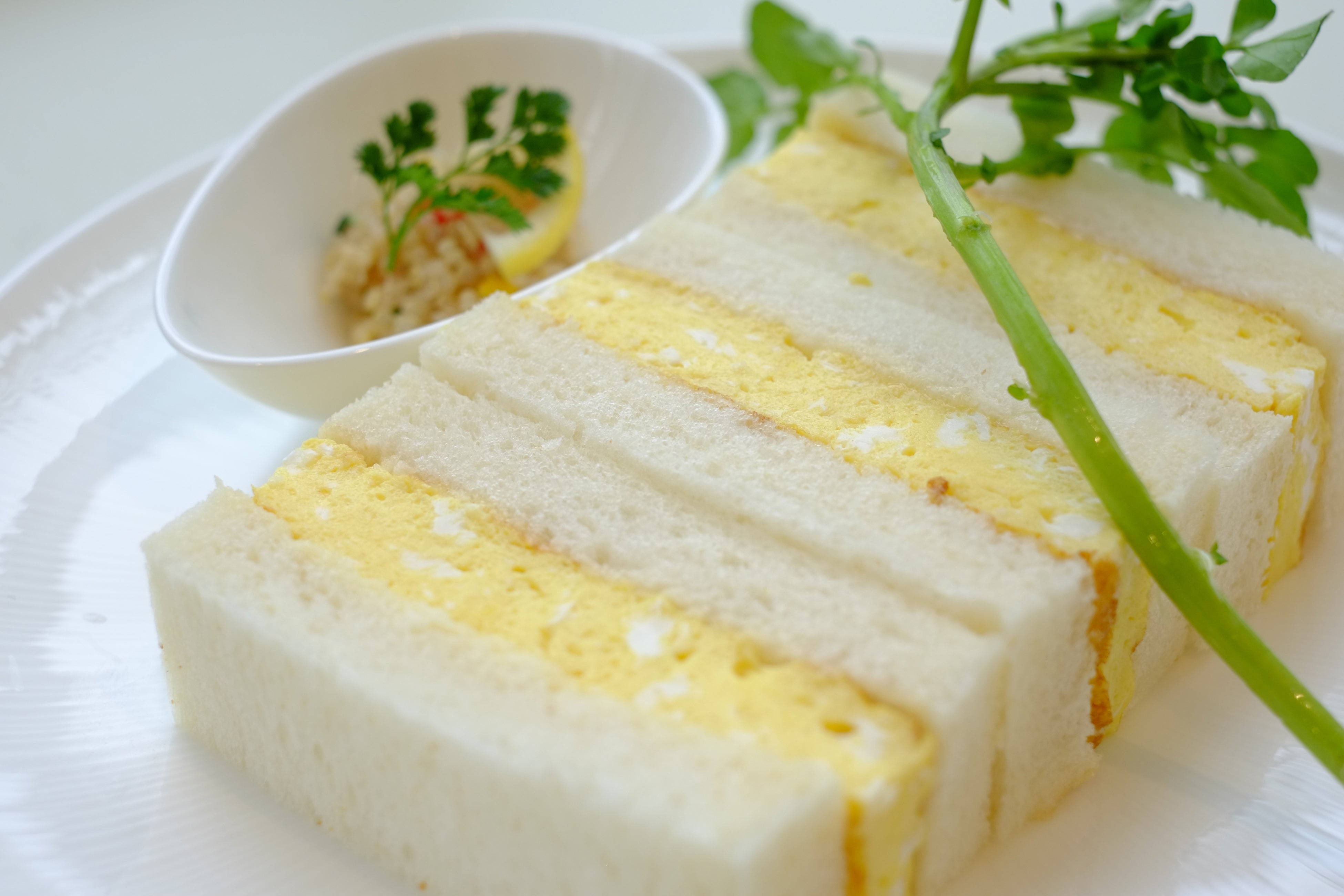 自然有精卵のだし巻きサンド