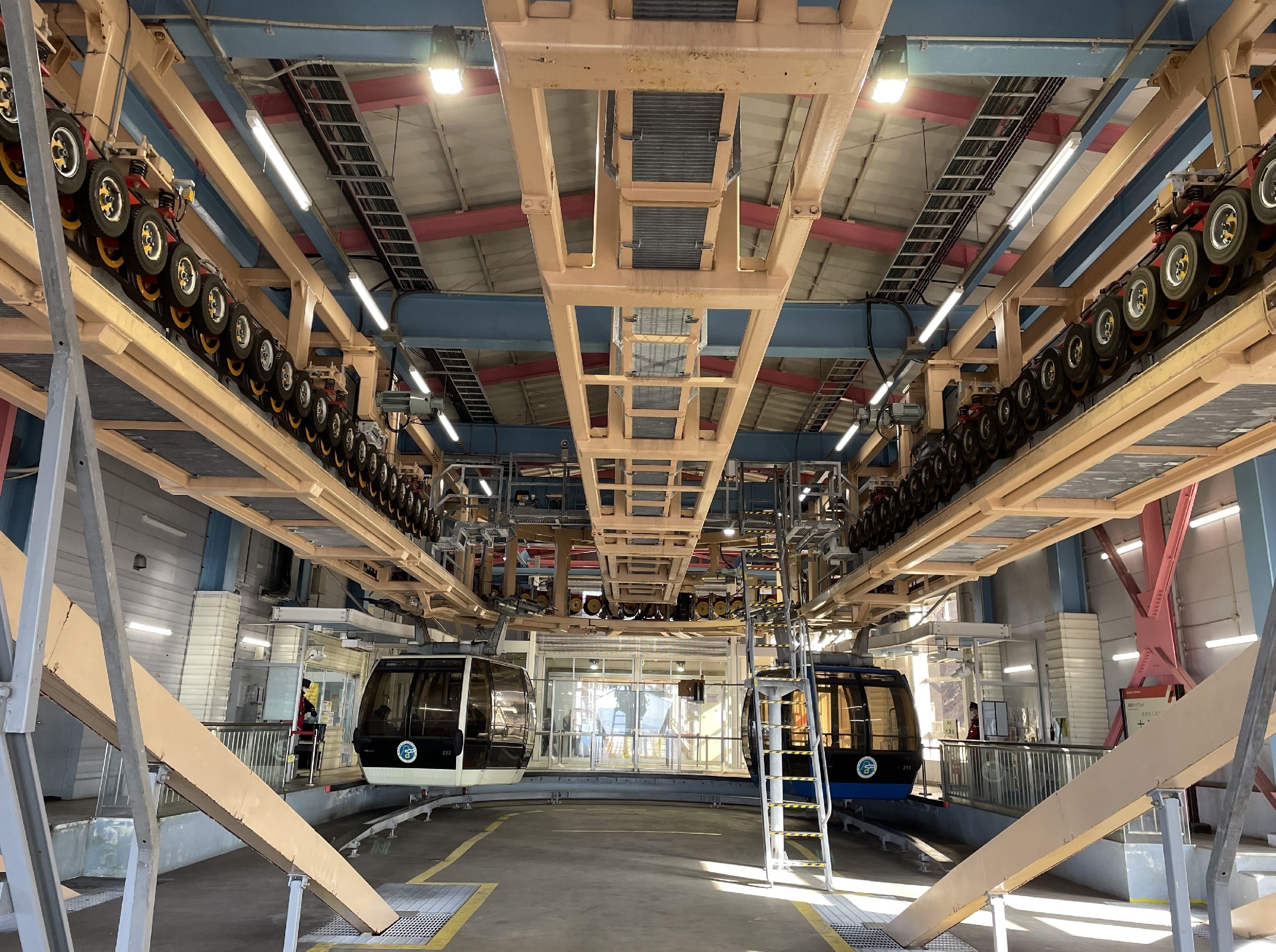 大涌谷駅ホーム内部の様子（イメージ）