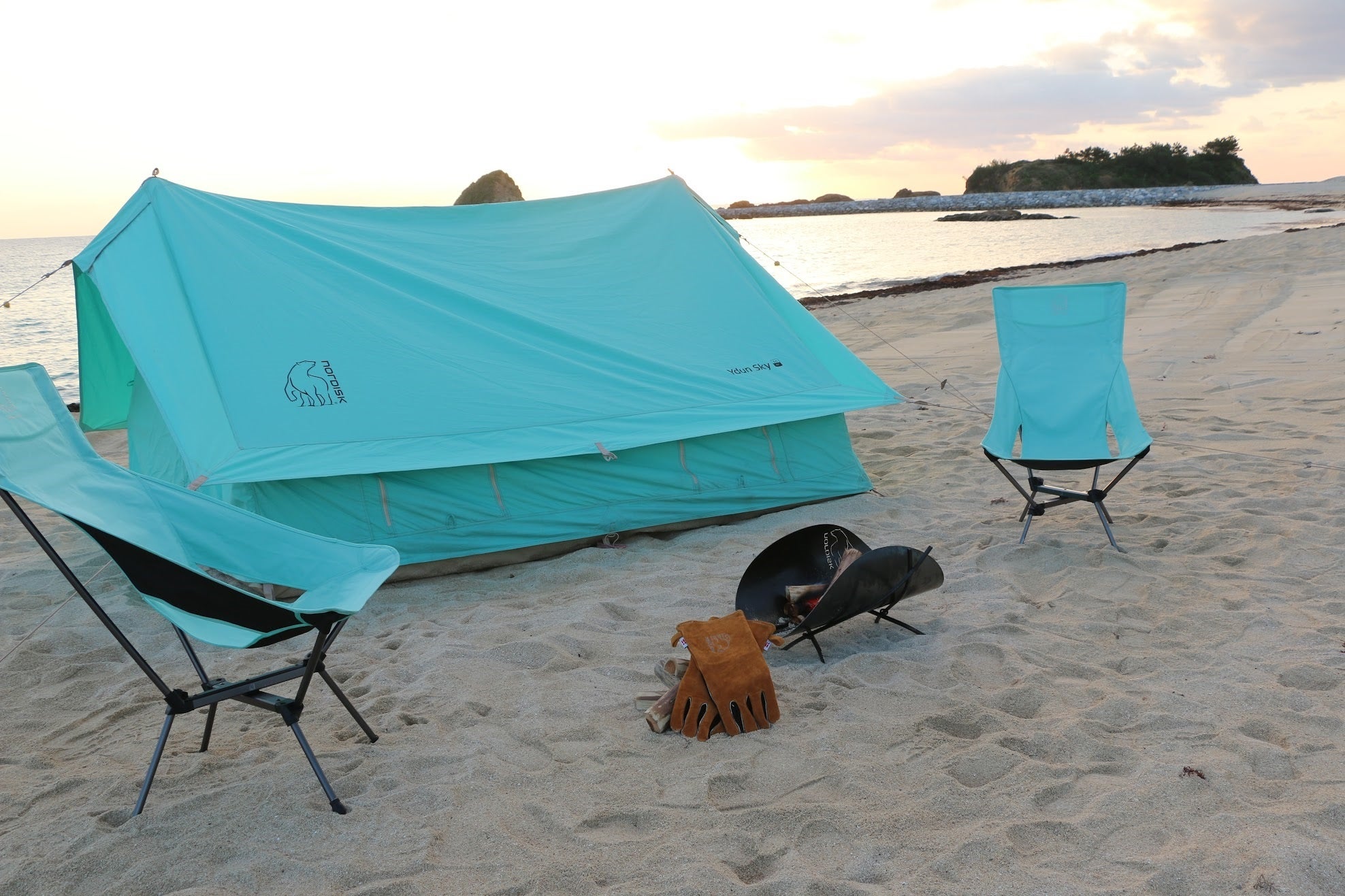 「Nordisk」と共同企画した数量限定「Turquoise Edition」のテントとチェアが登場（CCC OUTDOOR LAB）