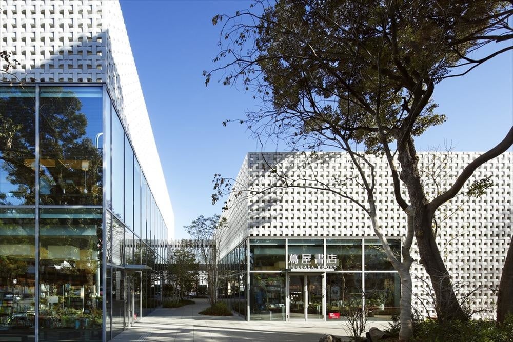 代官山 蔦屋書店】イラストアートブック“DT”発刊記念 田村 大トーク