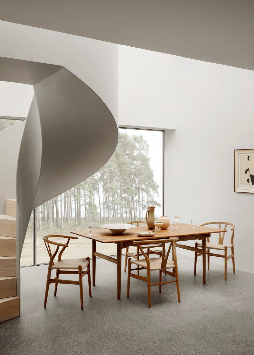 カール・ハンセン＆サン ハンス J. ウェグナーの名作にチーク材が復刻