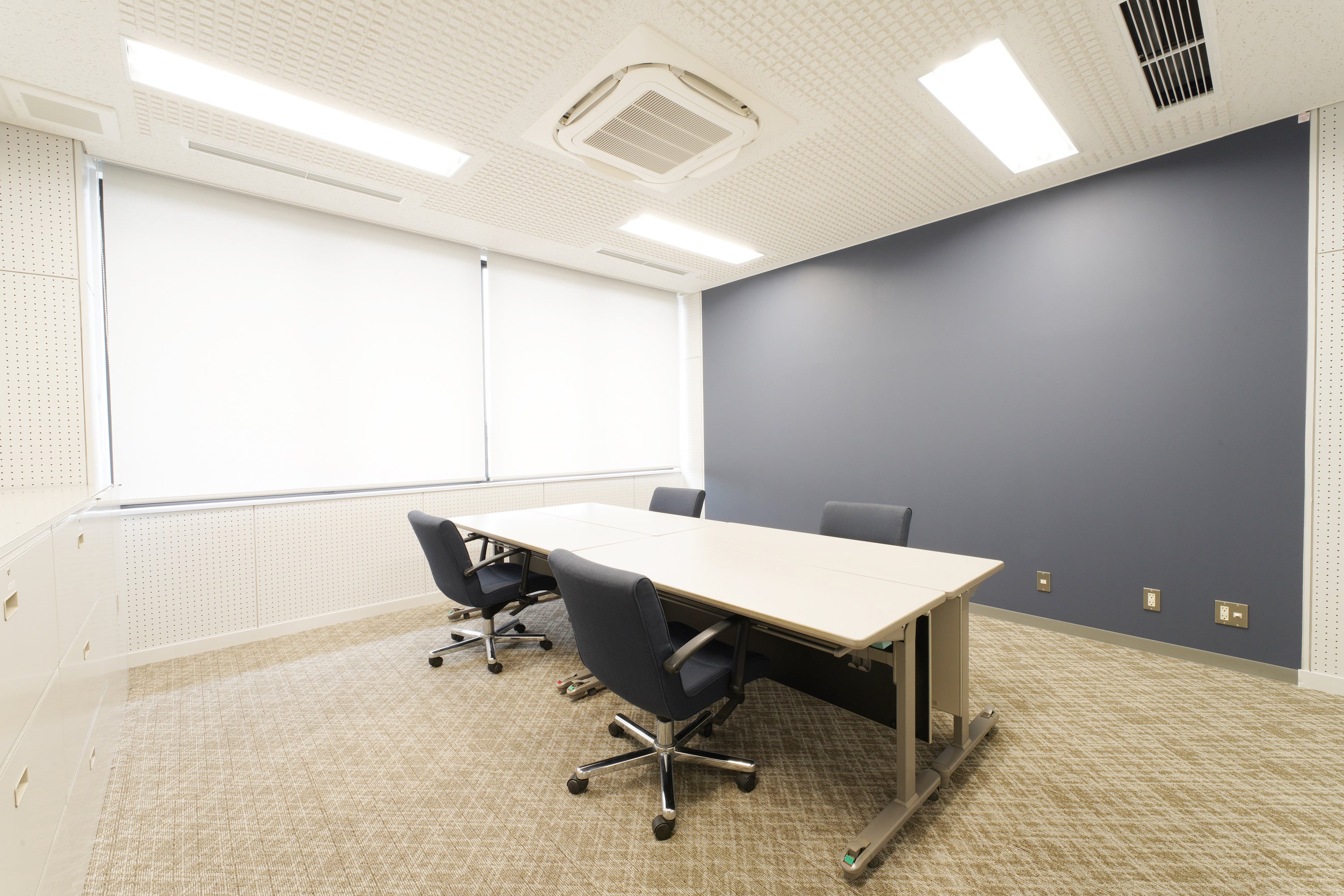 サテライトオフィス