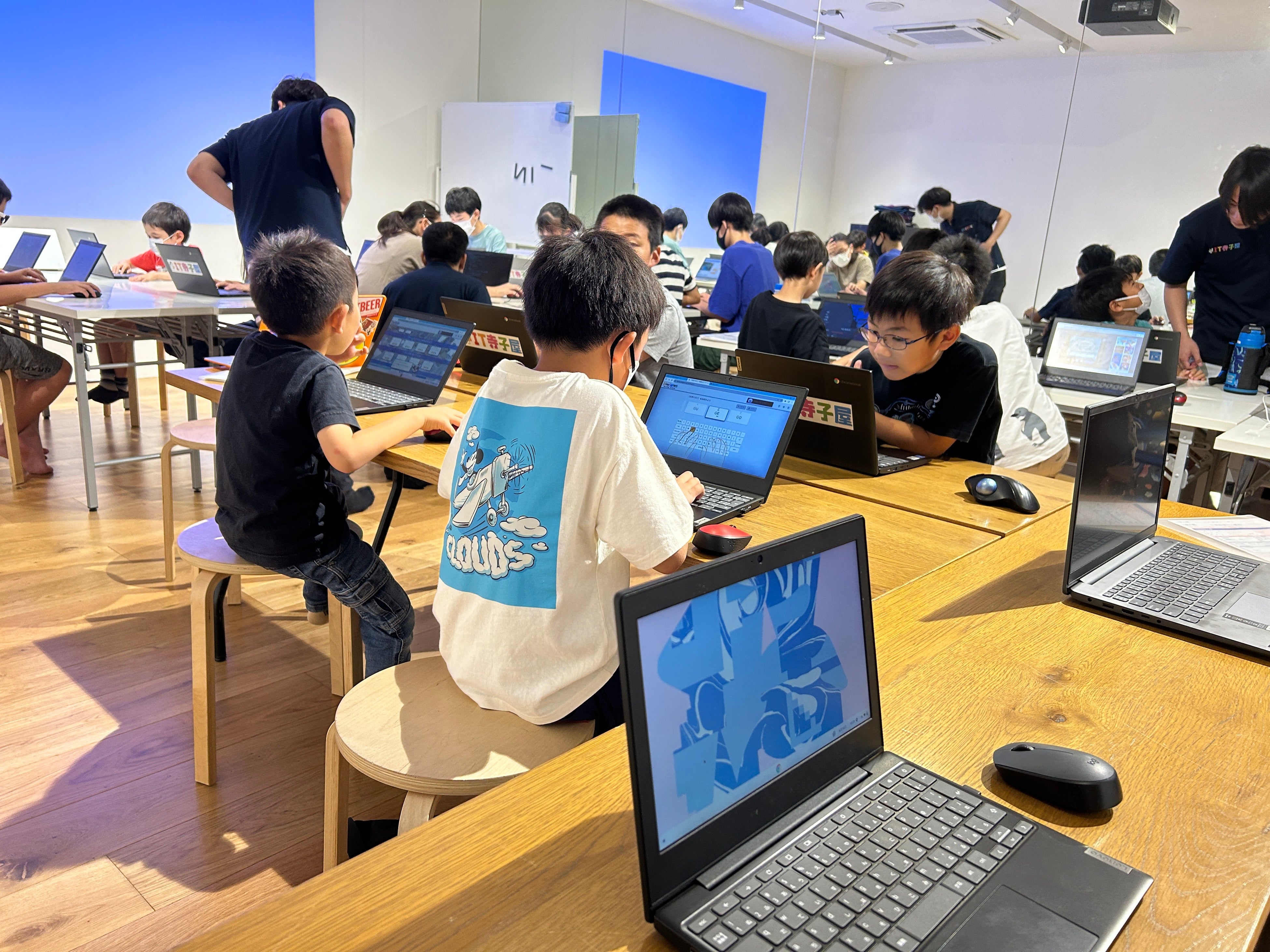 IT寺子屋海浜幕張教室日曜クラスの様子