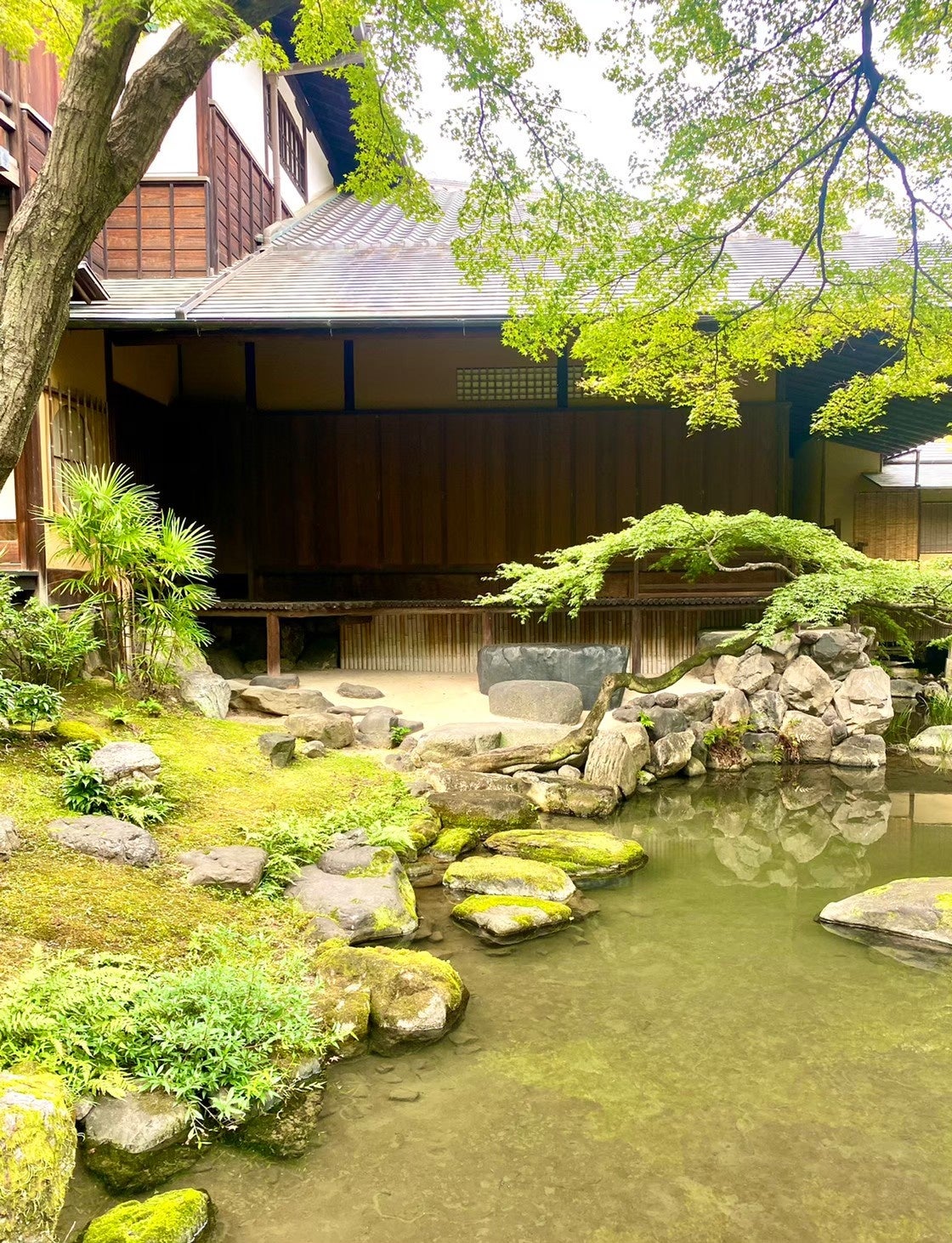 高瀬川の水を引き込んだ庭園