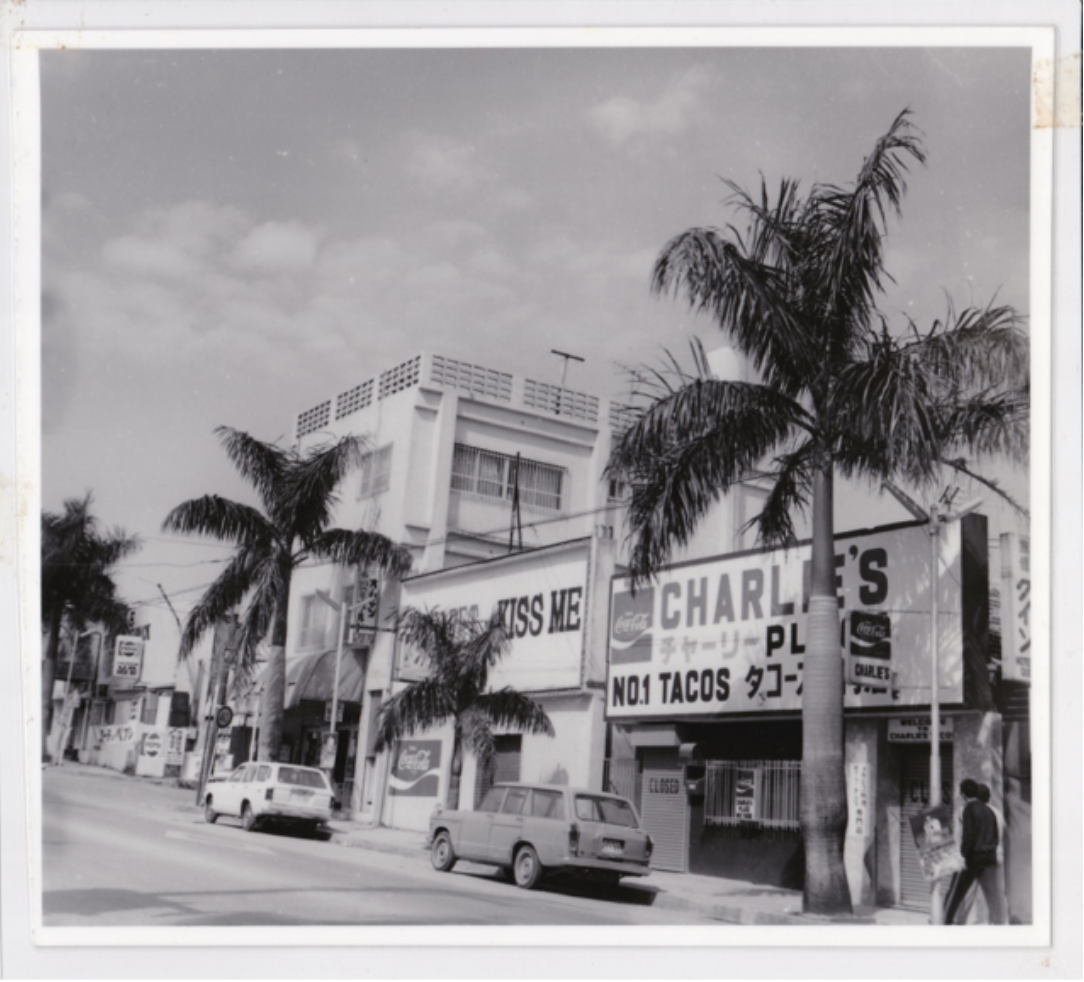 1960年代に撮影されたチャーリータコスの白黒写真