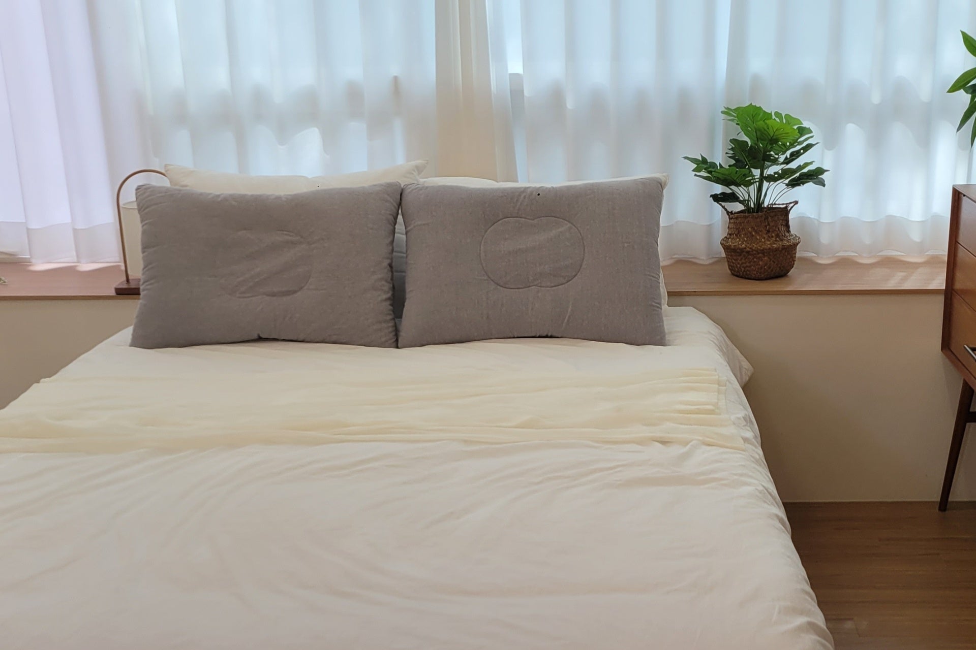 アッシュグレイ