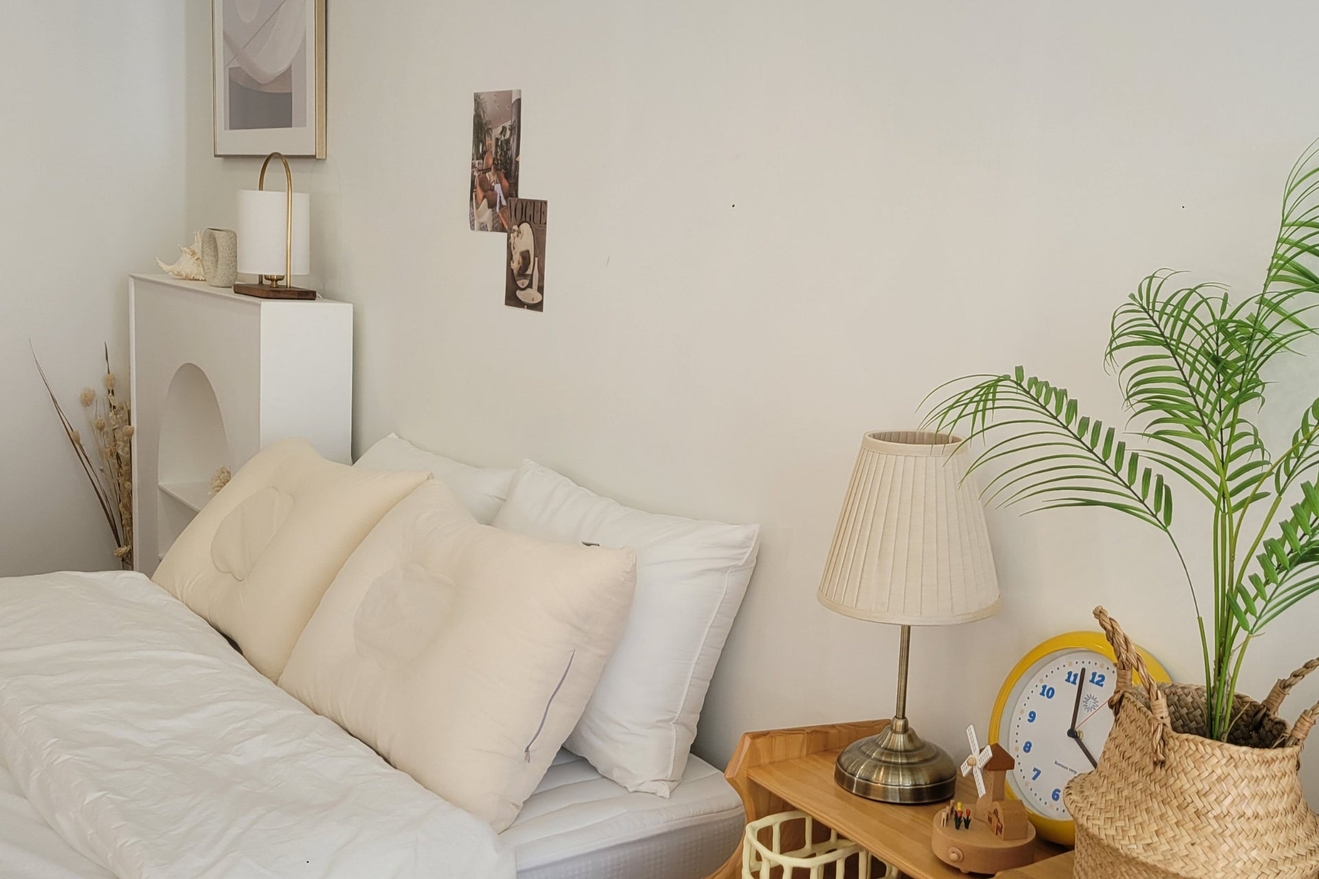 サンドベージュ