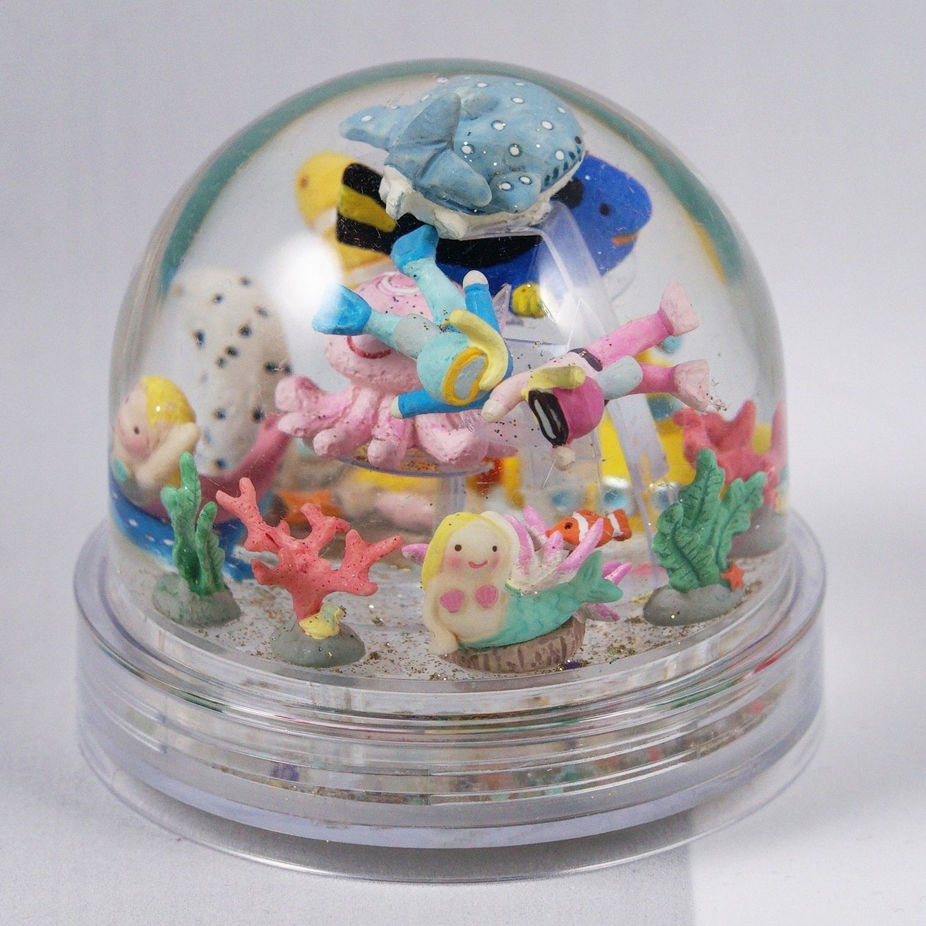 スノードームつくり体験