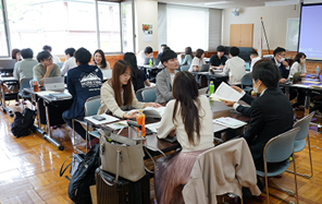 村職員と村の活性化に向けて考えるNTT東日本社員