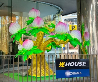 【NTT東日本ショールームのランタンオブジェ設置模様】