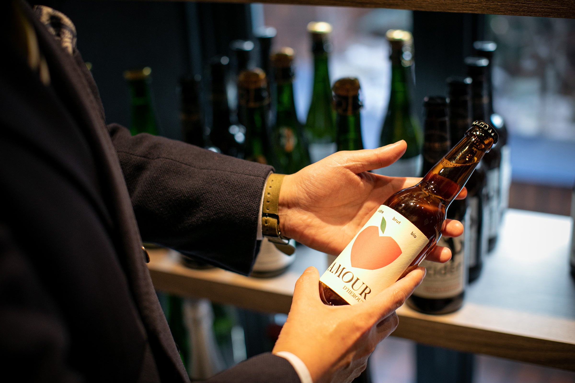 各シードルはラベルもユニーク。プレゼントにも喜ばれます