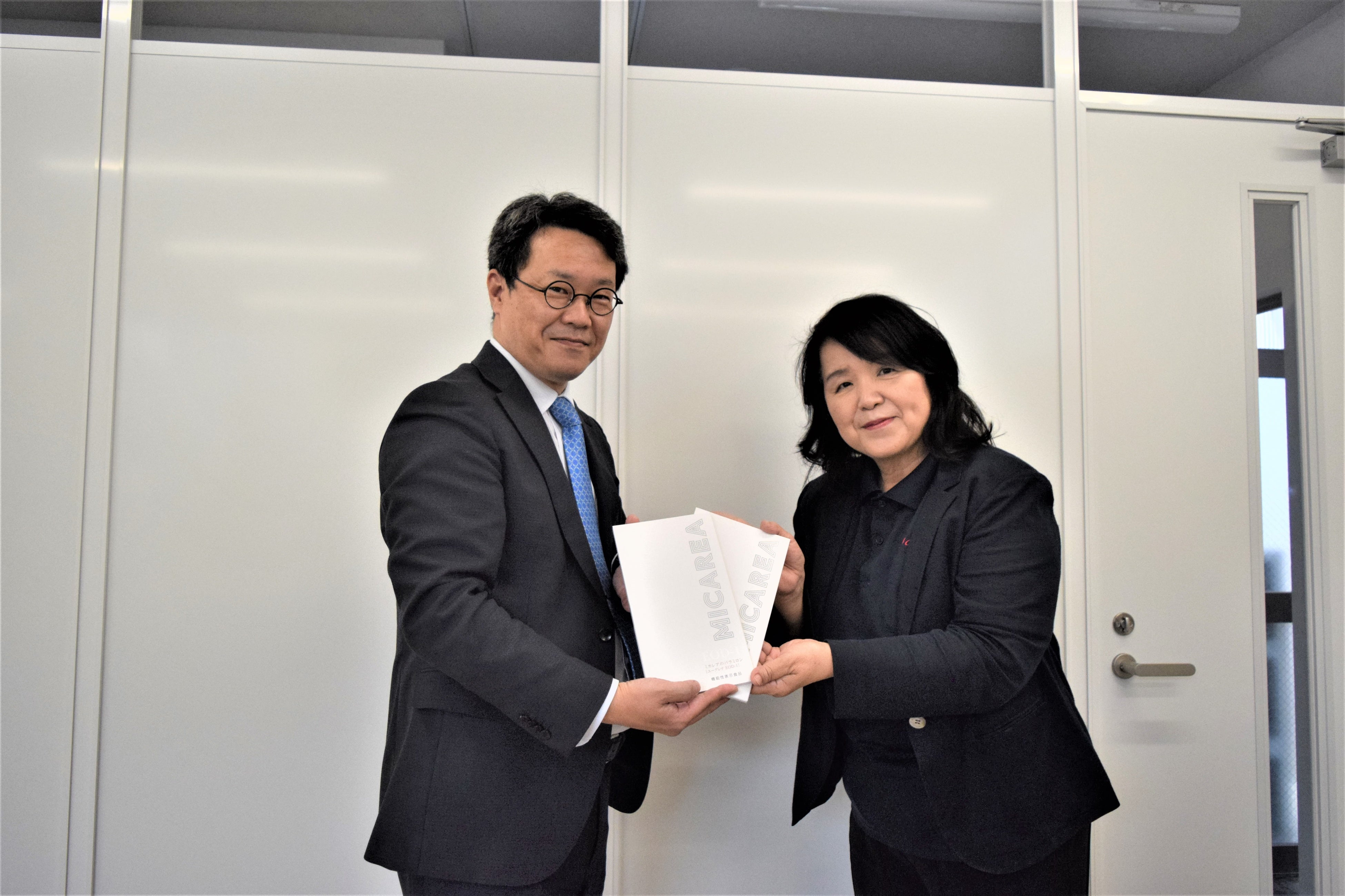 千葉県ホームヘルパー協議会に「パラミロンEOD-1製品」を寄贈