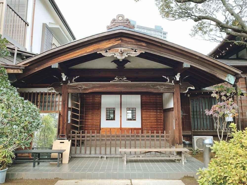 安養院のもとの正面玄関