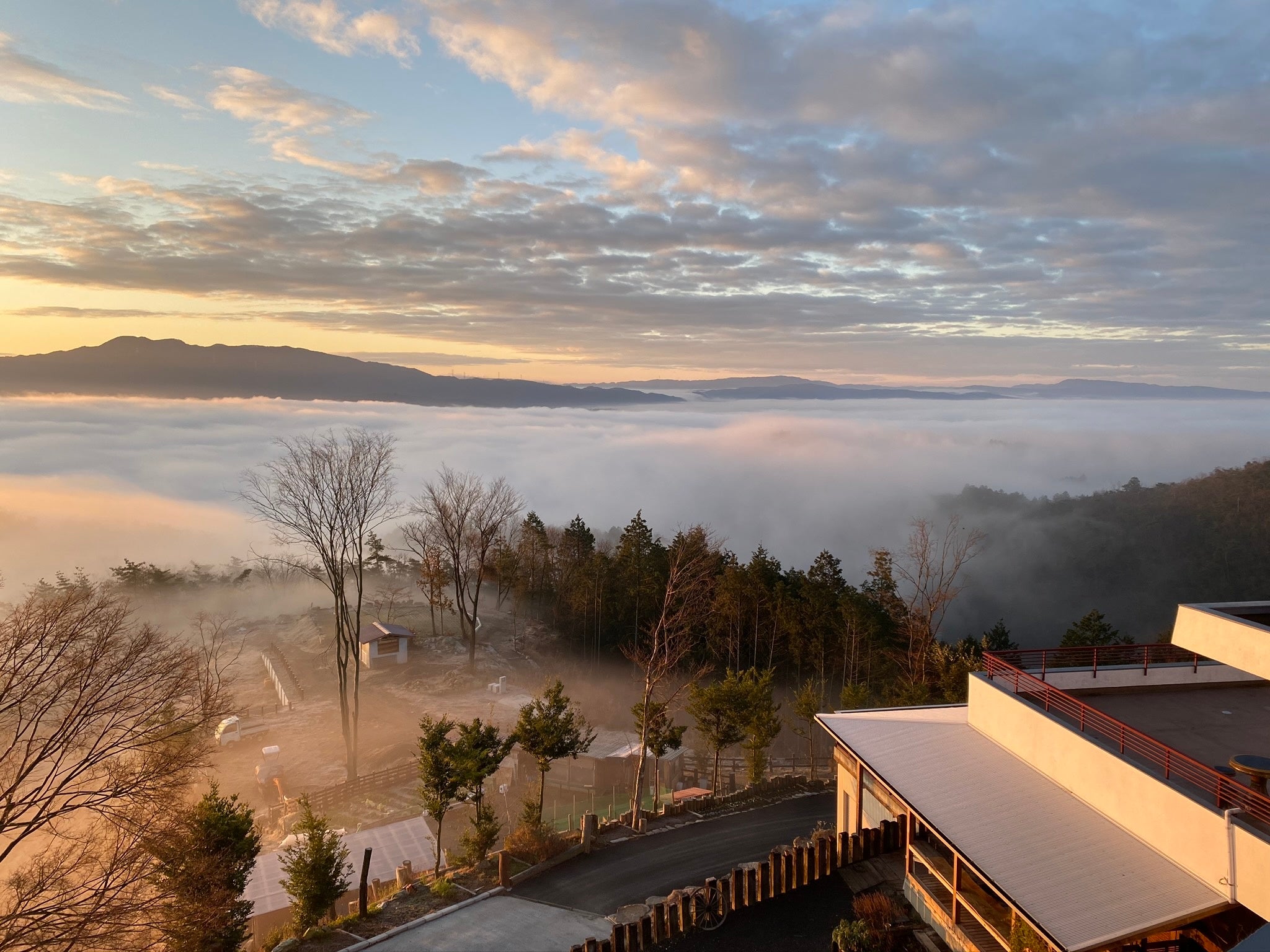 多い時には月に数回、早朝に雲海が出現するパワースポット
