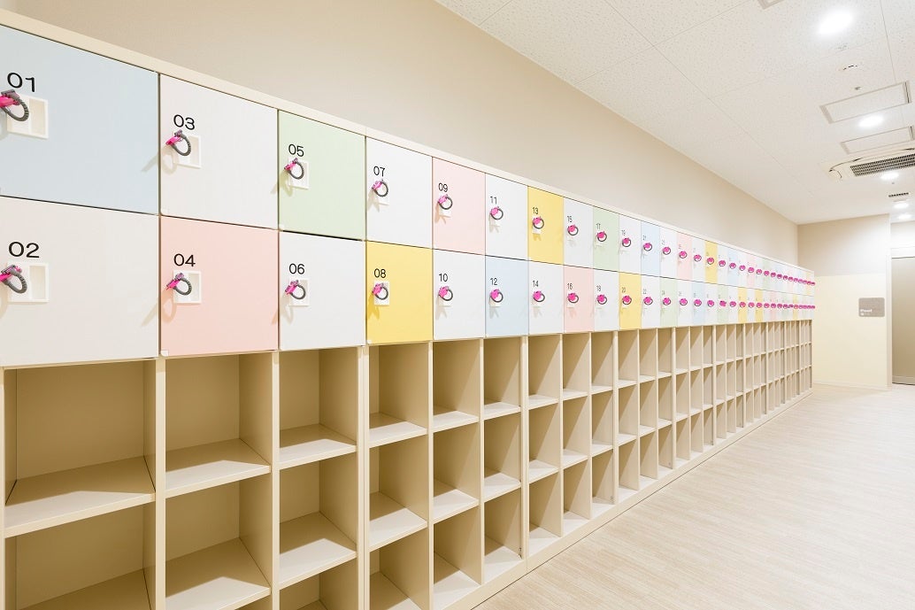 キッズロッカールーム