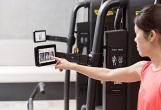 アプリでメニュー＆運動履歴を管理。 変化が数値化されモチベーションアップ