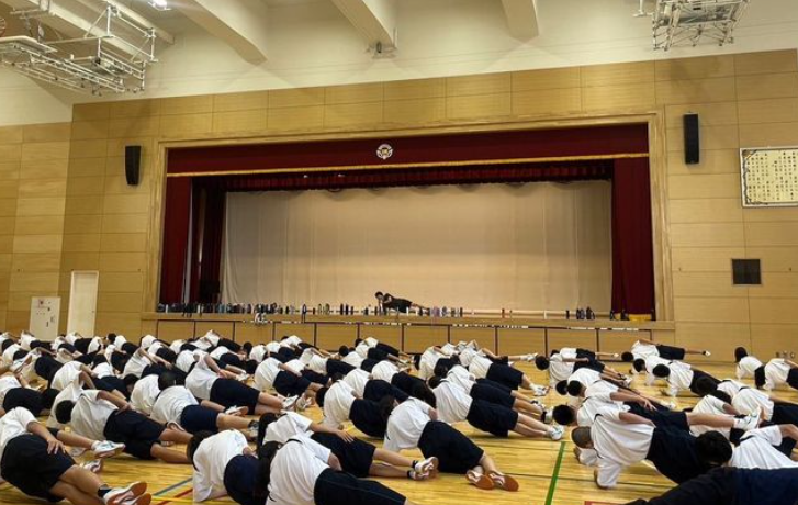 中学校出張レッスン