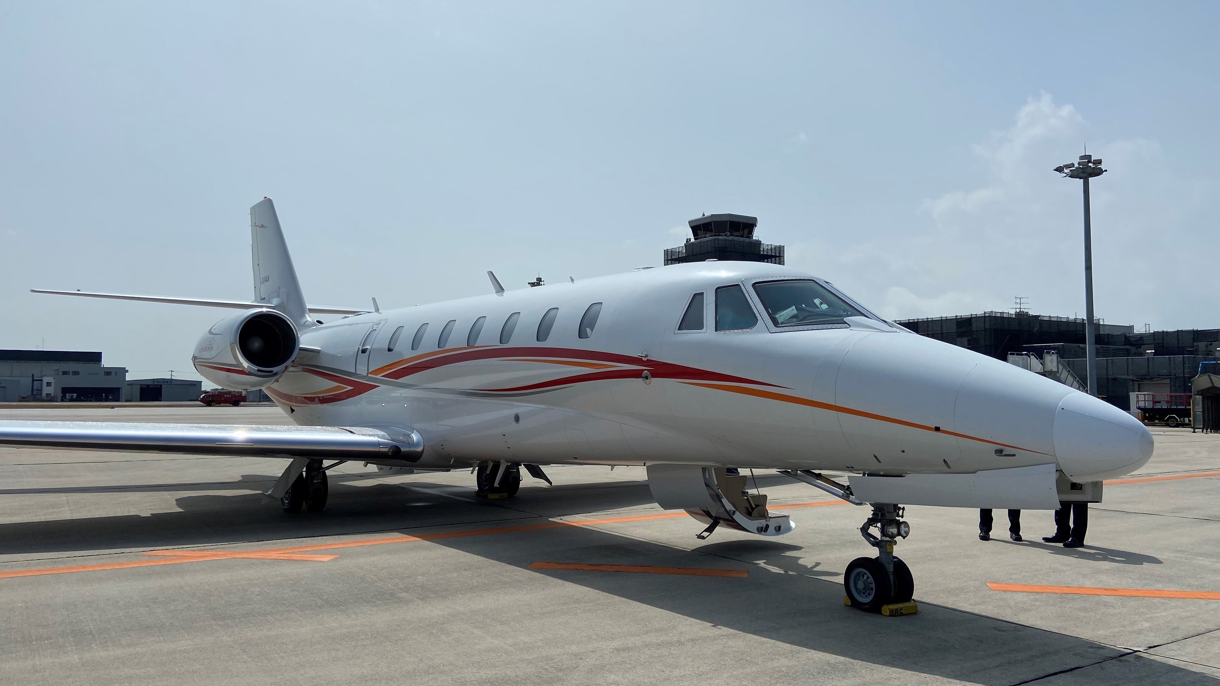 写真1：日本の搬送機