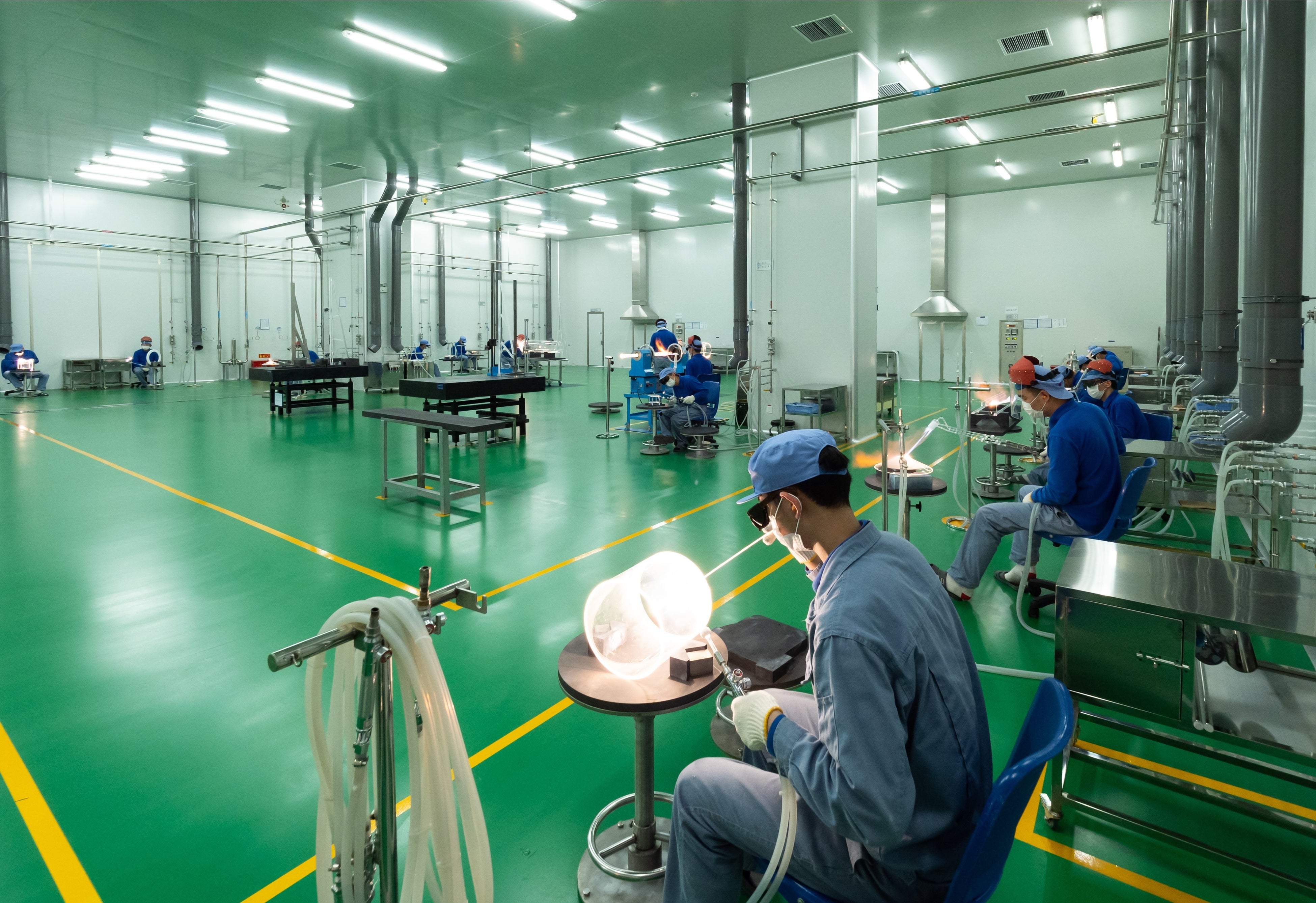 石英製品製造現場