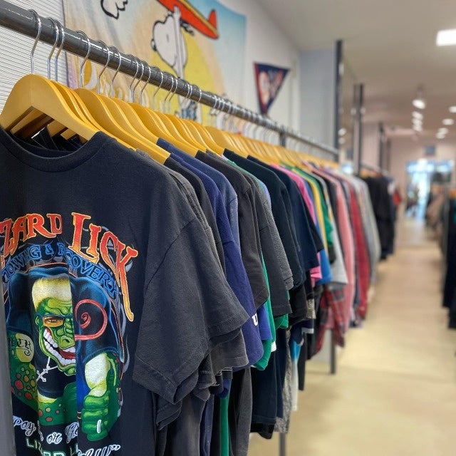 本物のアメリカ古着がお手頃価格で買える 愛知県 岡崎に古着屋 Rushout の新店舗がopen Ssy株式会社のプレスリリース 本物のアメリカ古着がお手頃価格で買える 愛知県 岡崎に古着屋 Rushout の新店舗がopen Ssy株式会社のプレスリリース