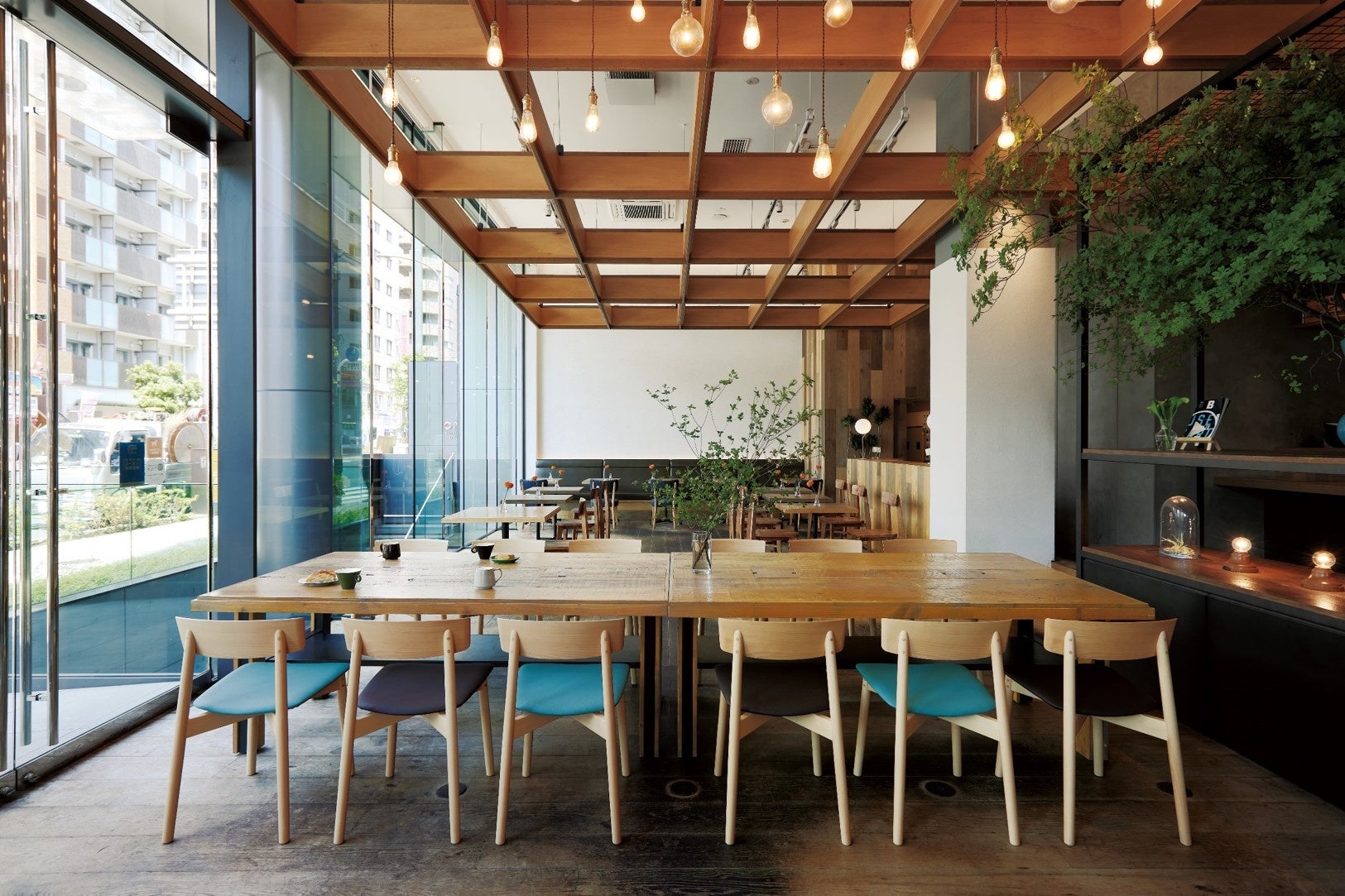 空間を引き立てる、シンプルで飽きの来ないこだわりのデザイン