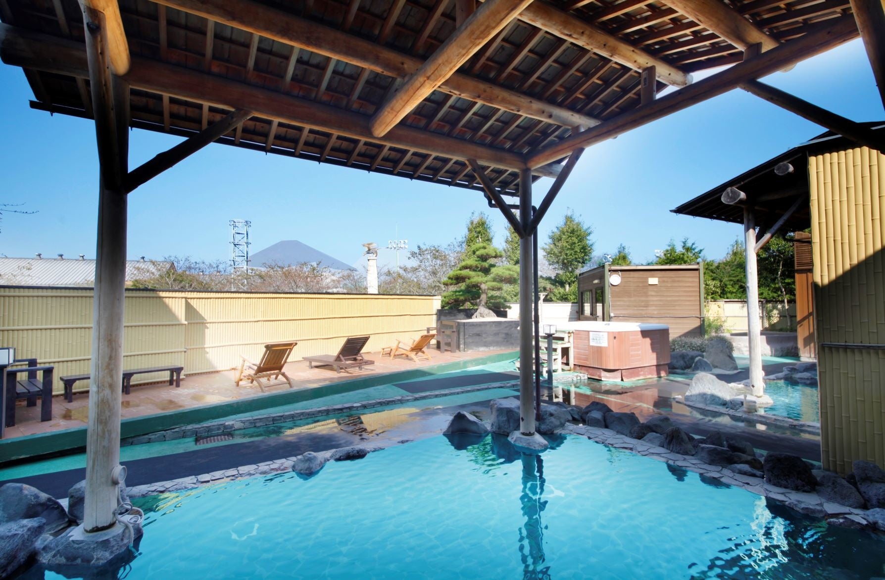 天然温泉 気楽坊（御殿場高原時之栖）