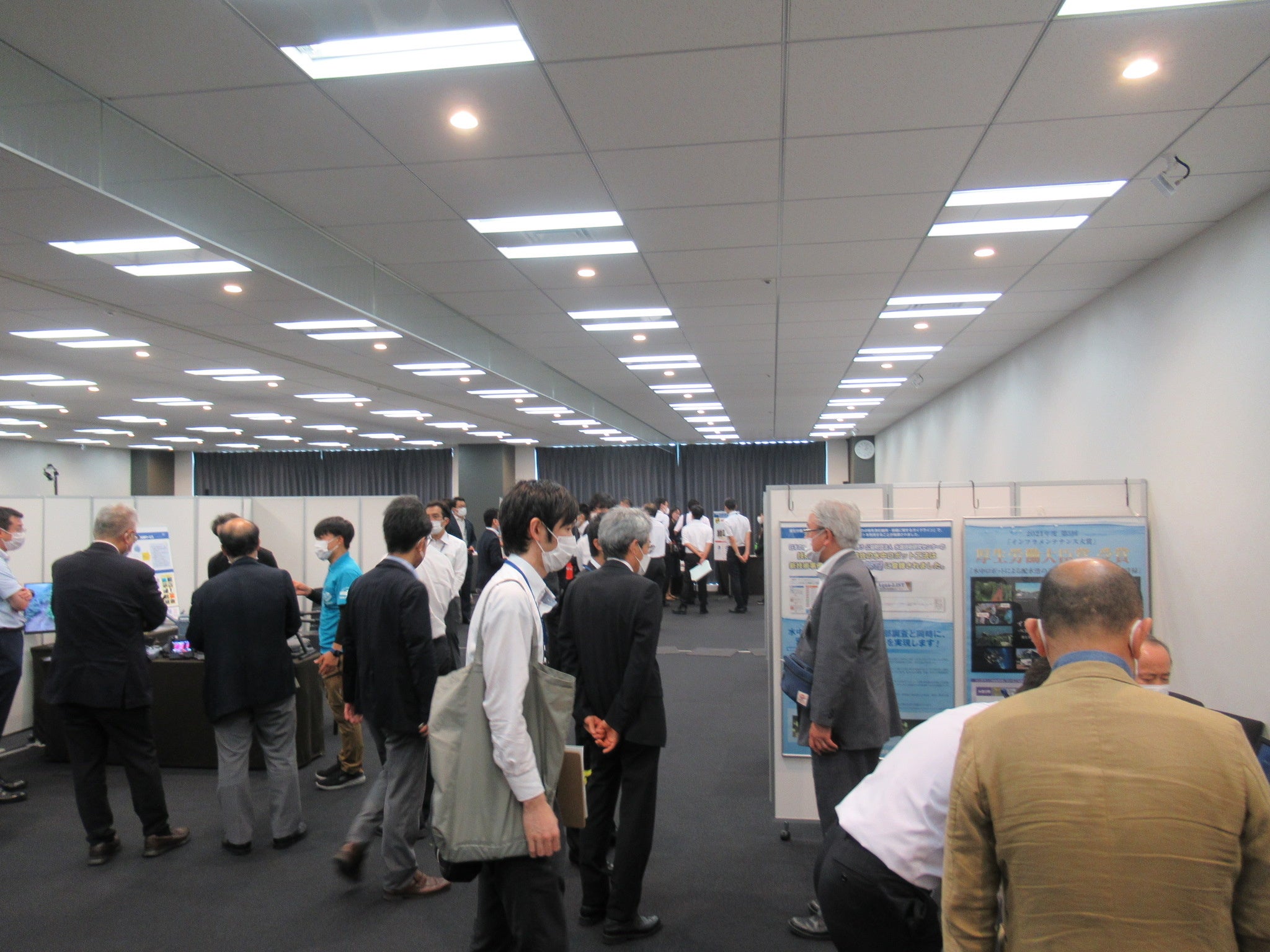 パネル展示会場