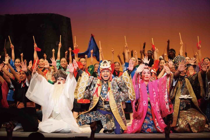 現代版組踊「肝高の阿麻和利」ステージ（イメージ）