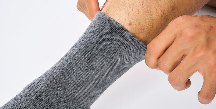 ソフトなフィット感の足口