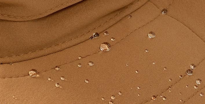 多少の雨なら弾く耐久撥水性