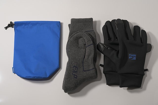 グローブや替えのアンダー、靴下等の収納バッグにも