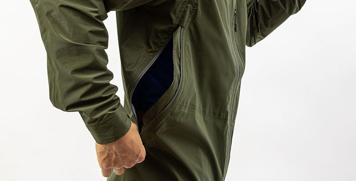 衣服内の蒸れを一気に解放できる「リンクベント」を装備