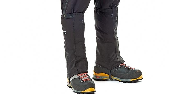 留め具などの突起物を極力排除したシンプルなデザイン