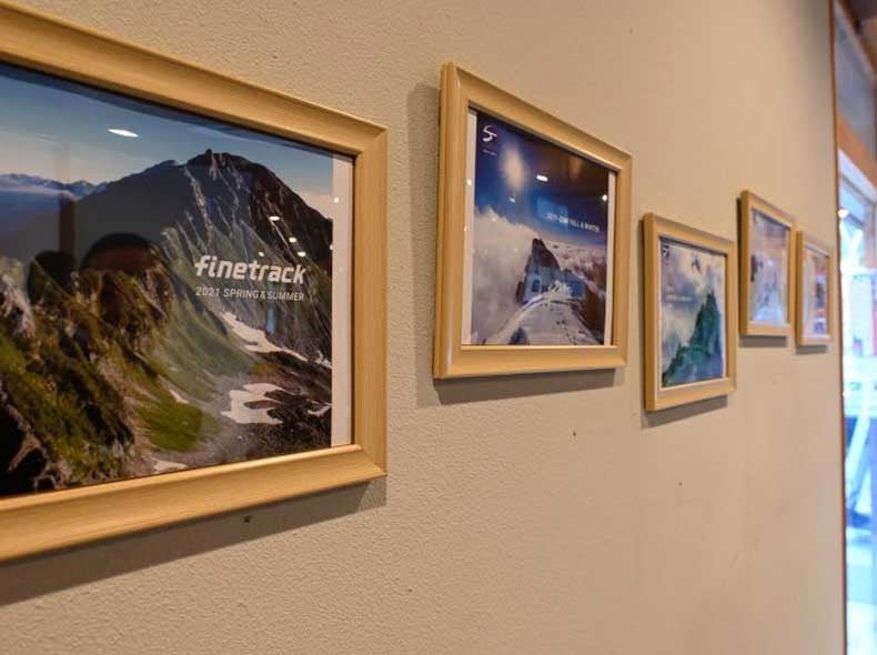 過去のカタログの展示