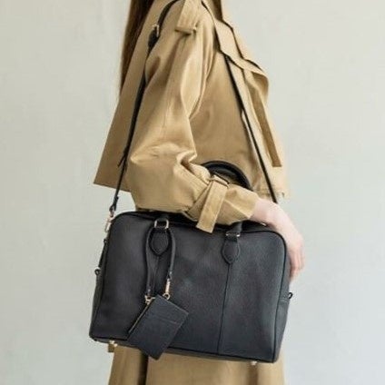 ブラック(ゴールド金具)